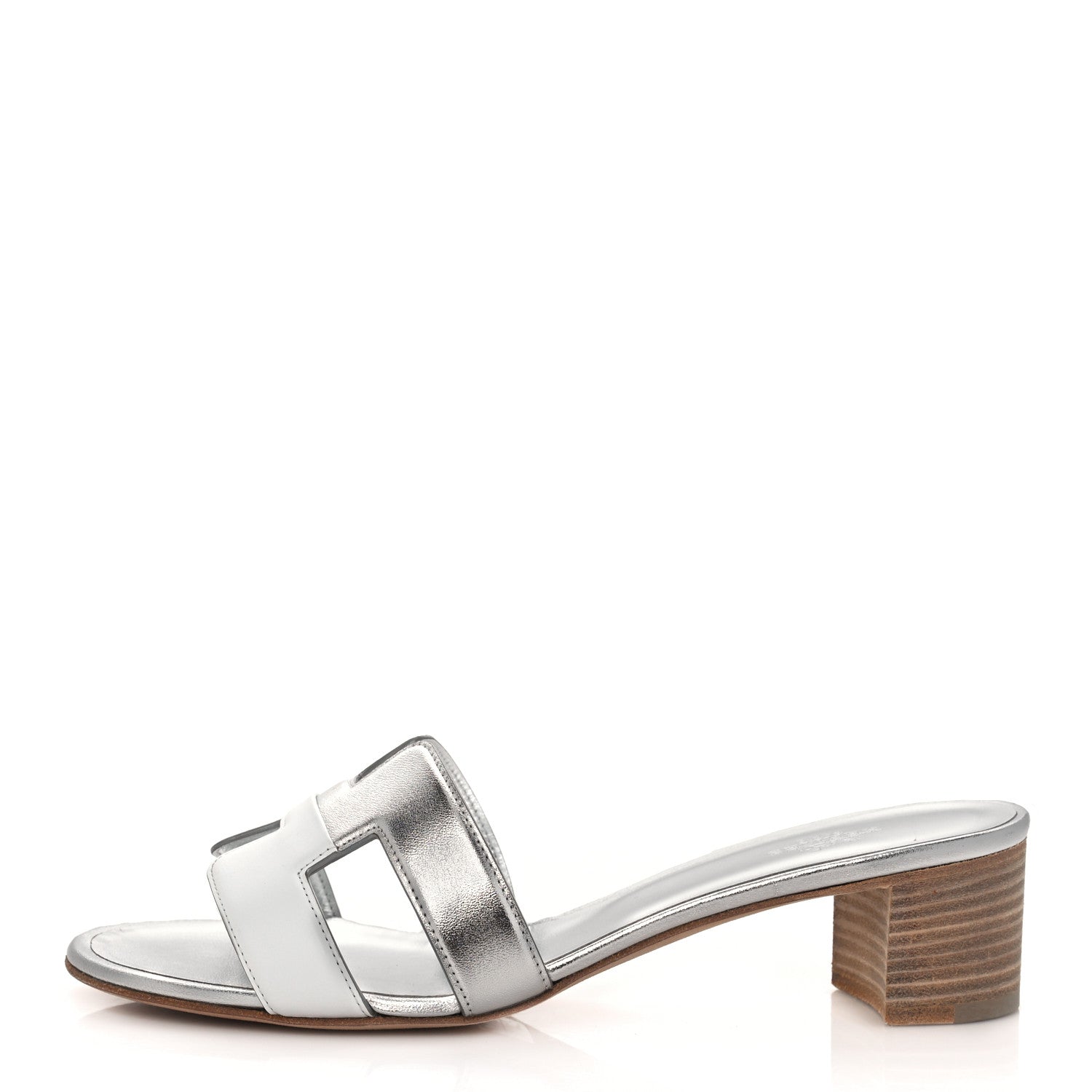 Hermes Metallic Box Nappa Oasis Sandals 38 White Gris Argente 1 of 9