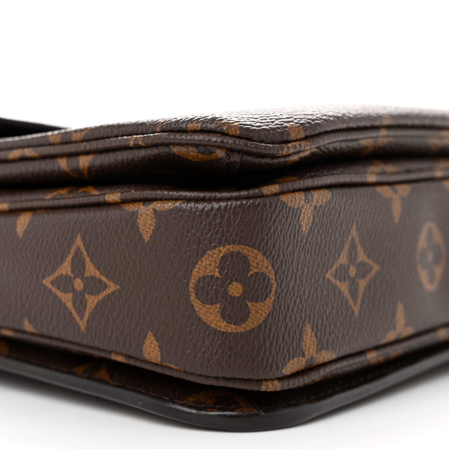 Louis Vuitton Monogram Pochette Metis 9 of 14