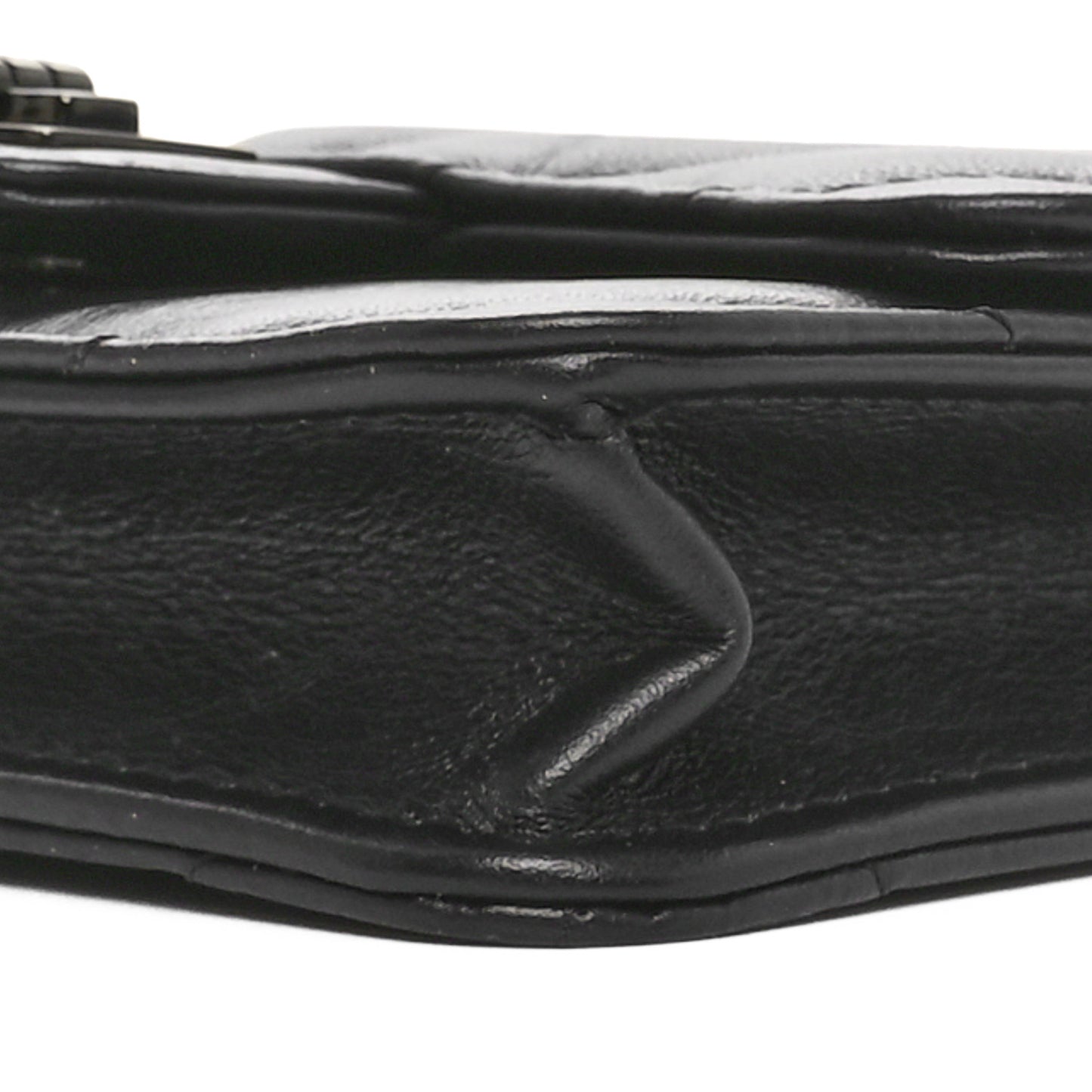 Aged Calfskin Chevron Quilted Reissue Belt Bag Black