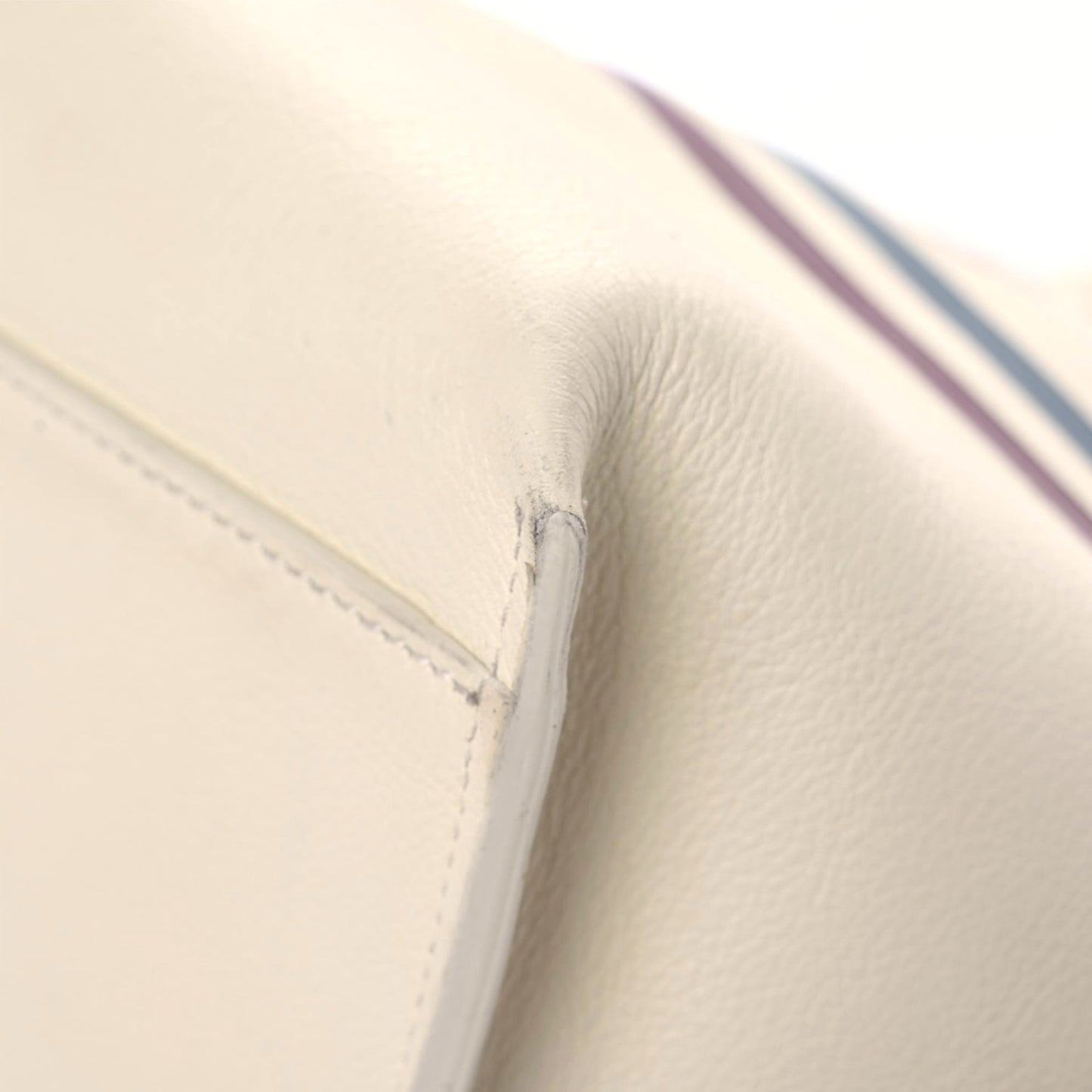 Smooth Calfskin Medium Vick Tote Off White