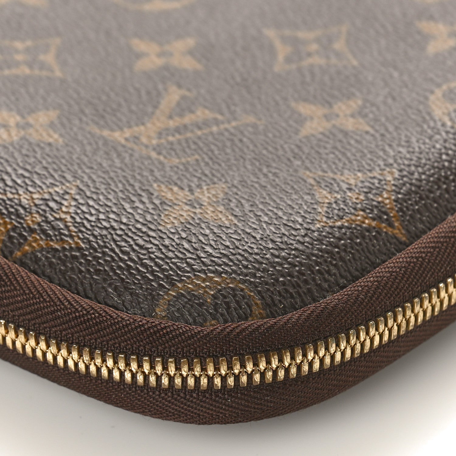 Louis Vuitton Monogram 13 Inch Laptop Sleeve 10 of 10