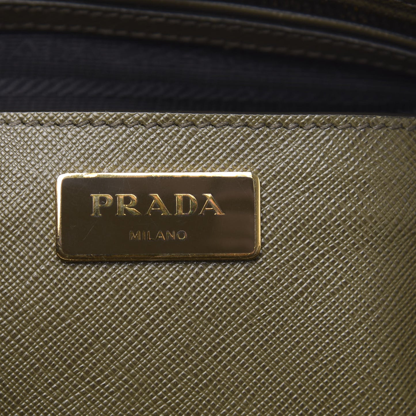 Saffiano Lux Medium Promenade Tote Militare
