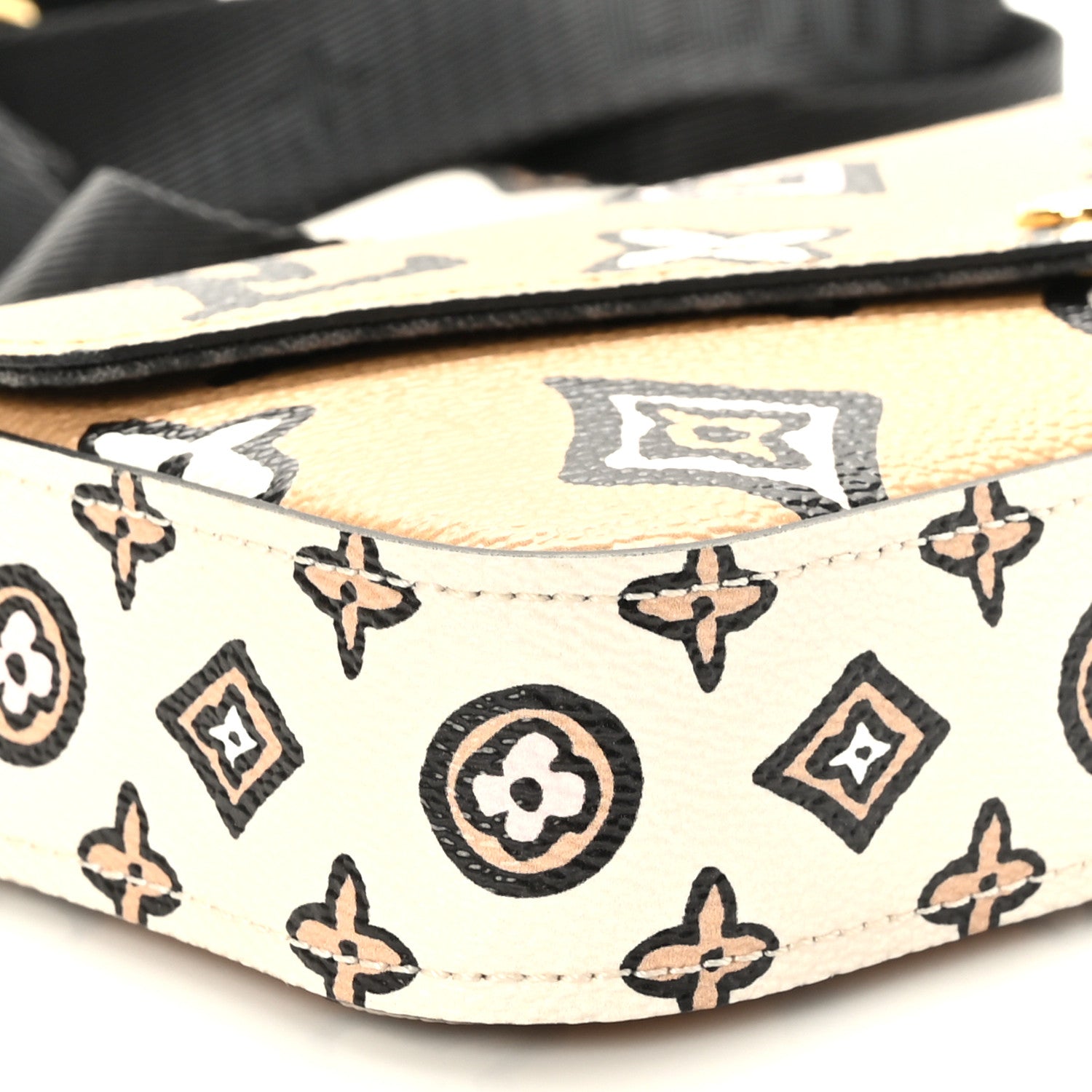 Louis Vuitton Monogram Wild At Heart Felicie Strap & Go Arizona Creme 7 of 8