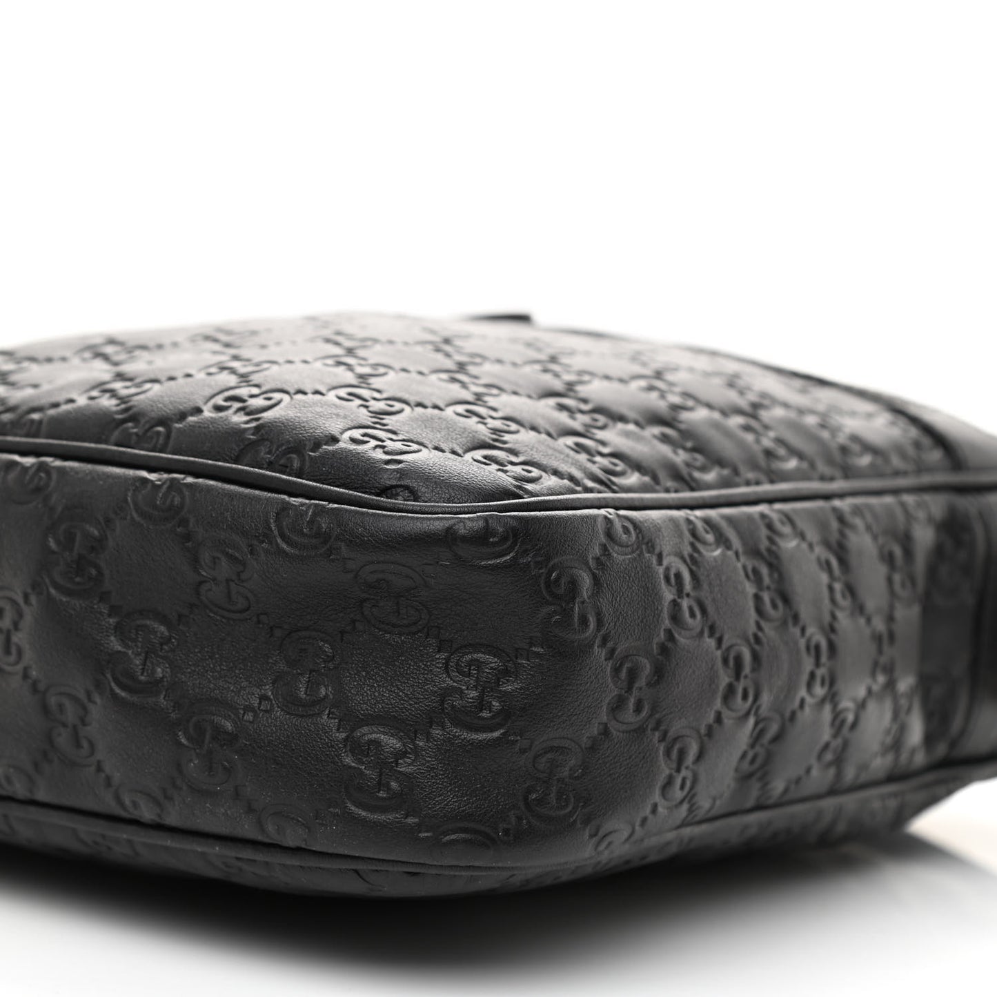 Guccissima Medium Messenger Black