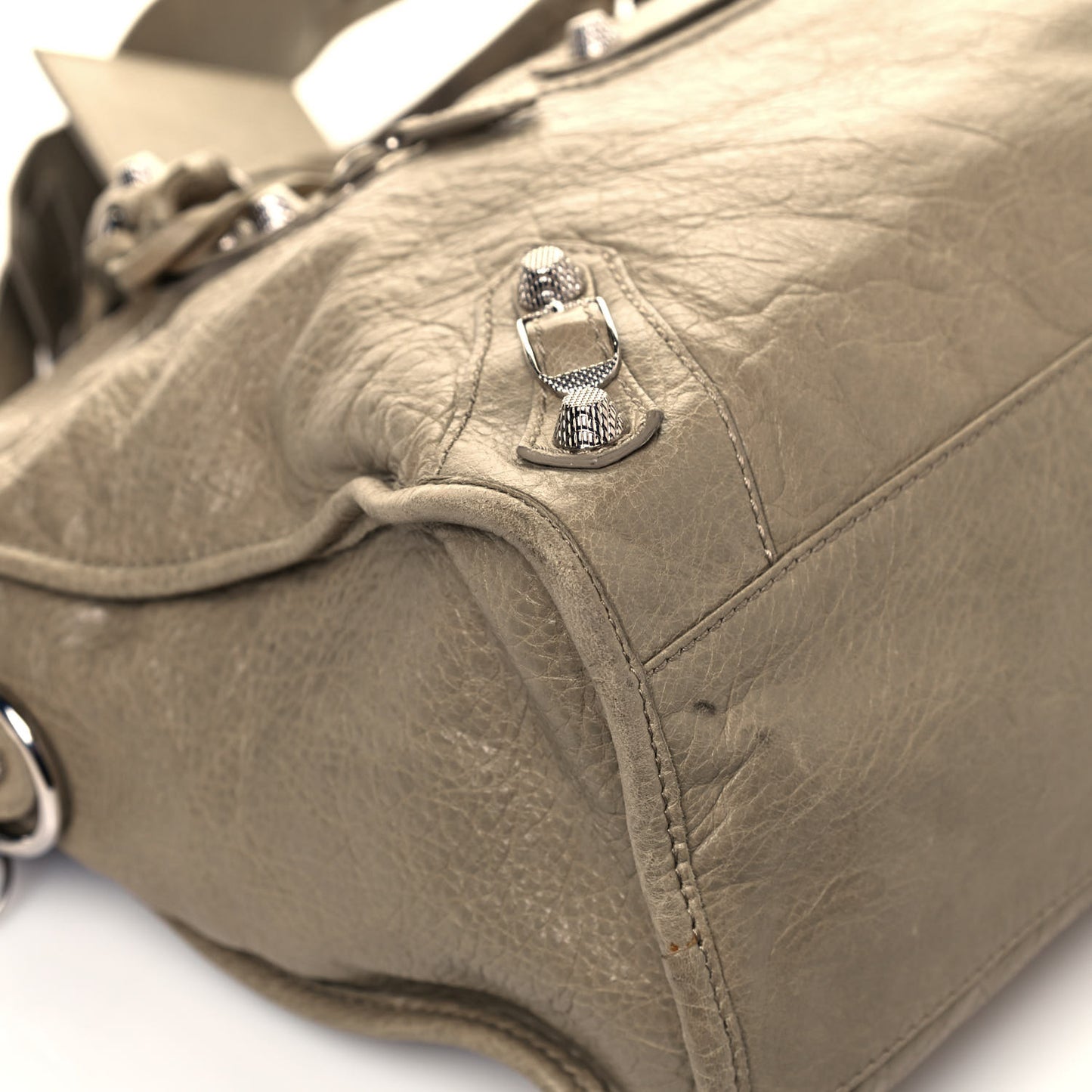 Agneau Giant 12 Silver Hardware City Latte Beige