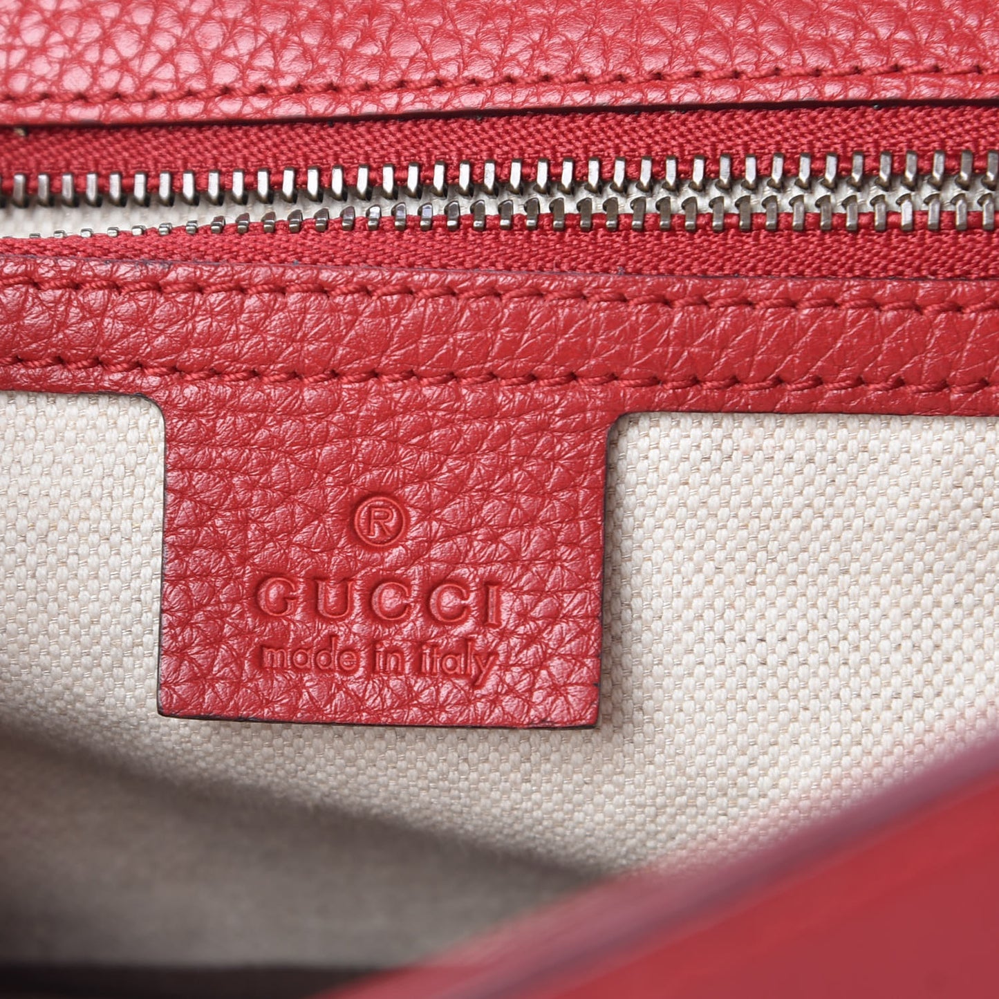 Calfskin Small GG Marmont Top Handle Bag Vulcanic Red