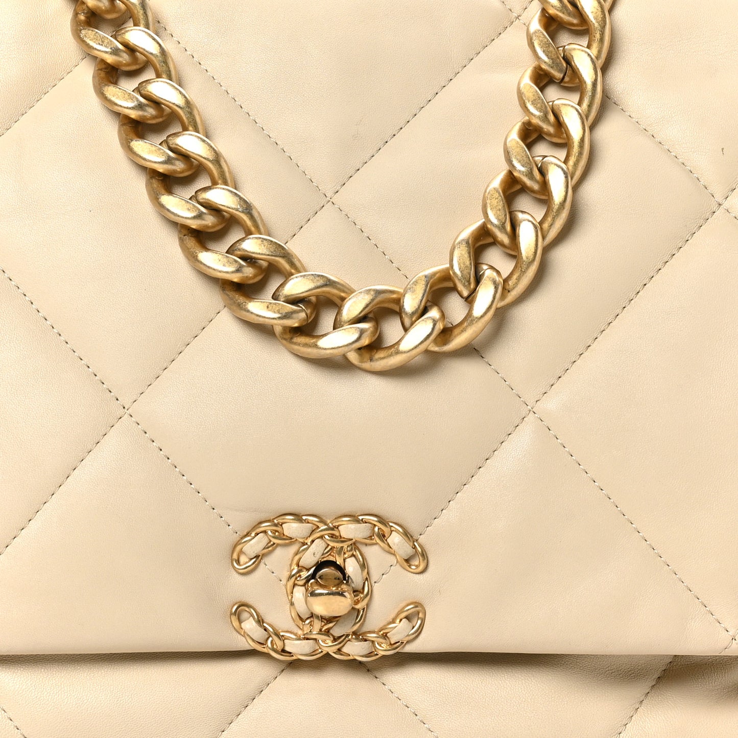 Lambskin Quilted Maxi Chanel 19 Flap Beige