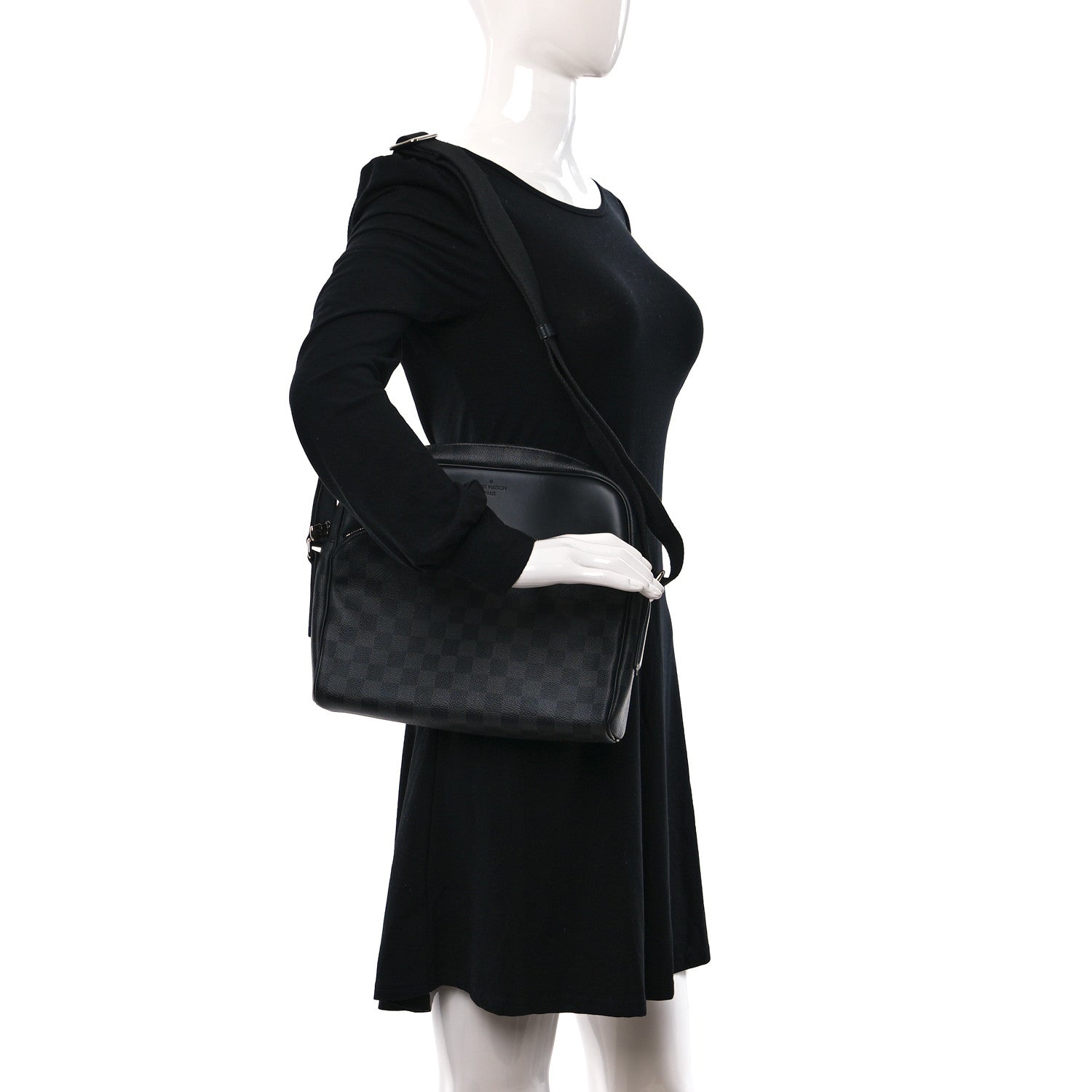 Louis Vuitton Damier Graphite Dayton Reporter PM 2 of 8