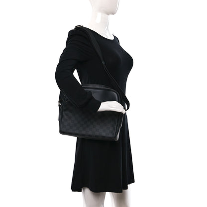 Louis Vuitton Damier Graphite Dayton Reporter PM 2 of 8
