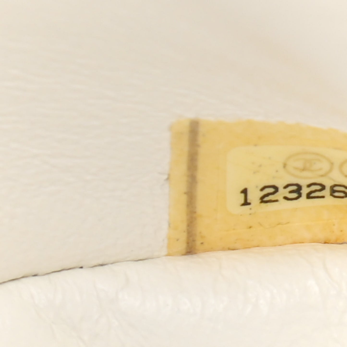 Caviar Quilted Jumbo Single Flap White