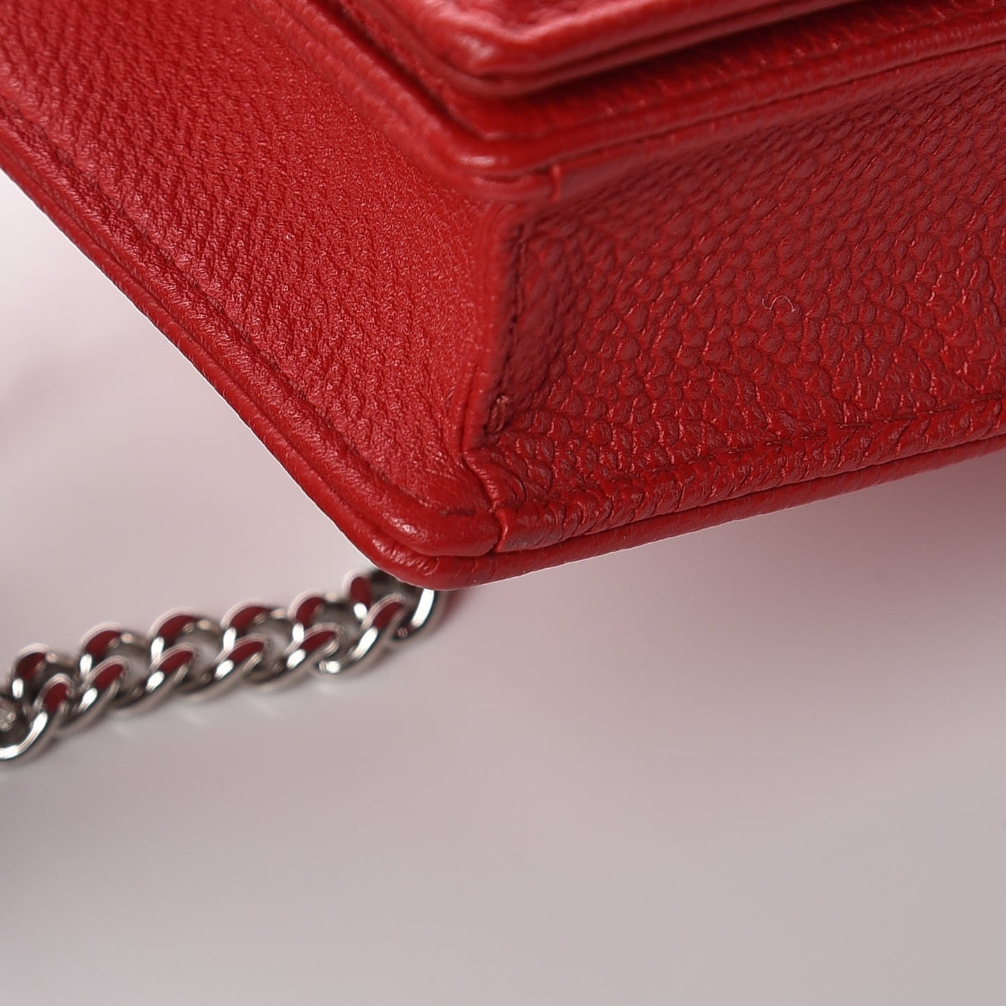 Grained Calfskin Diorama Wallet on Chain Pouch Rouge Vif