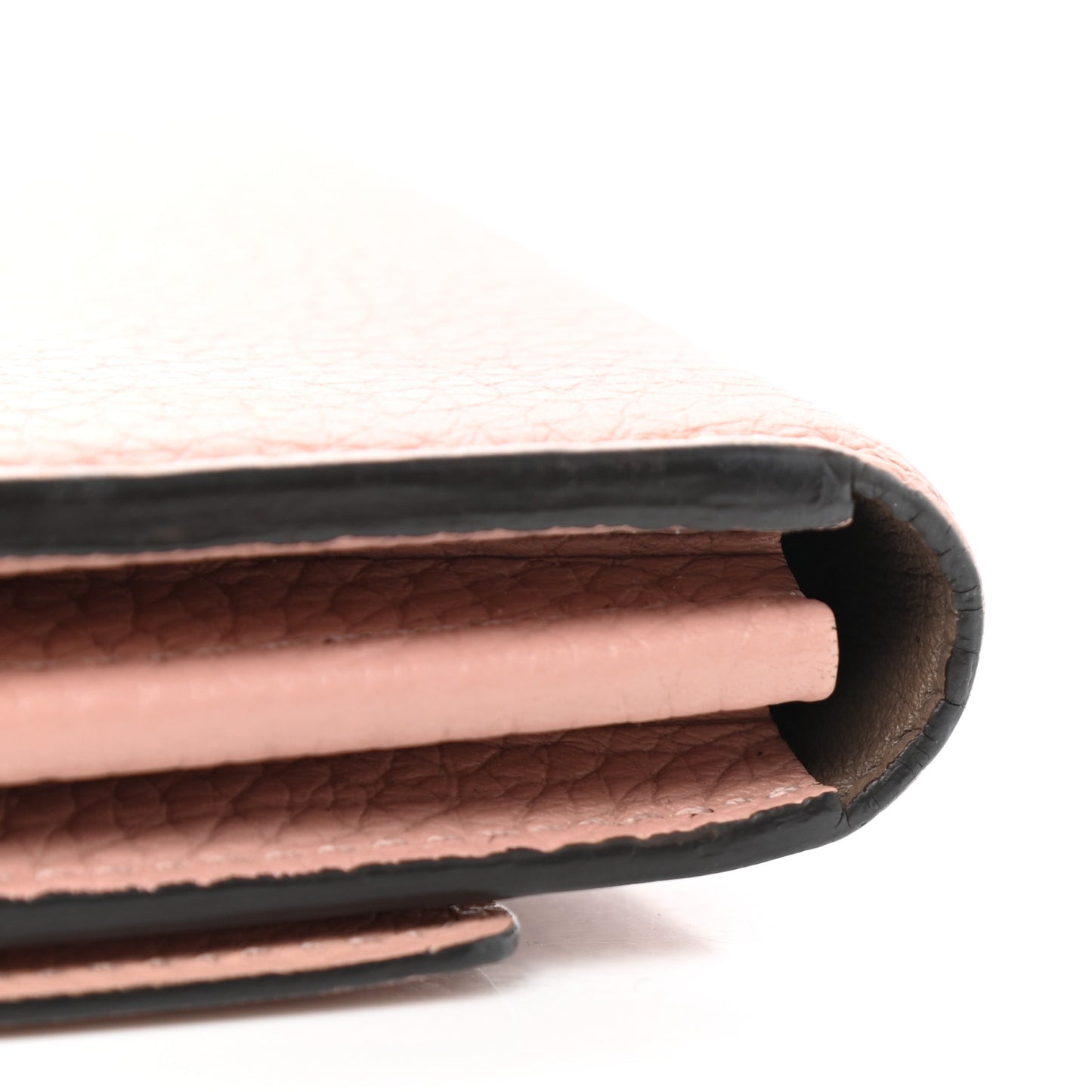 Taurillon Capucines Wallet Magnolia