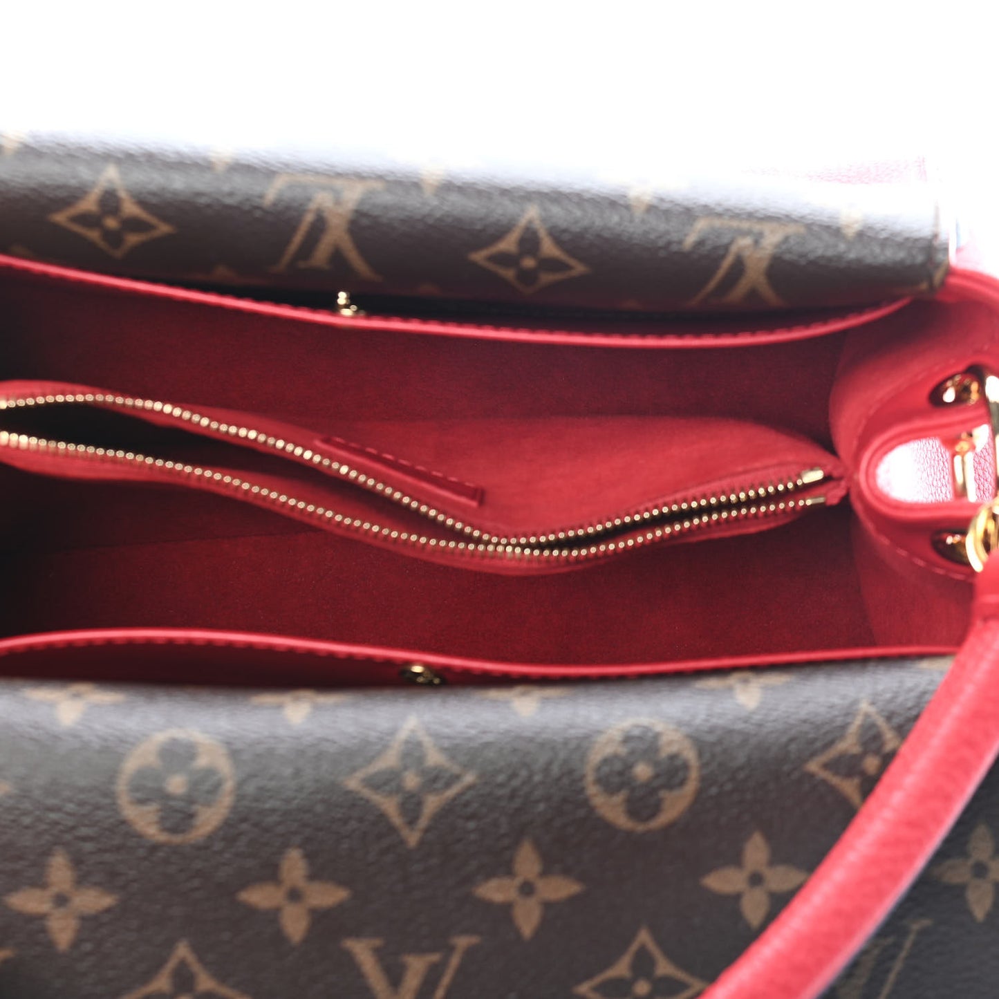 Grained Calfskin Monogram Double V Rubis