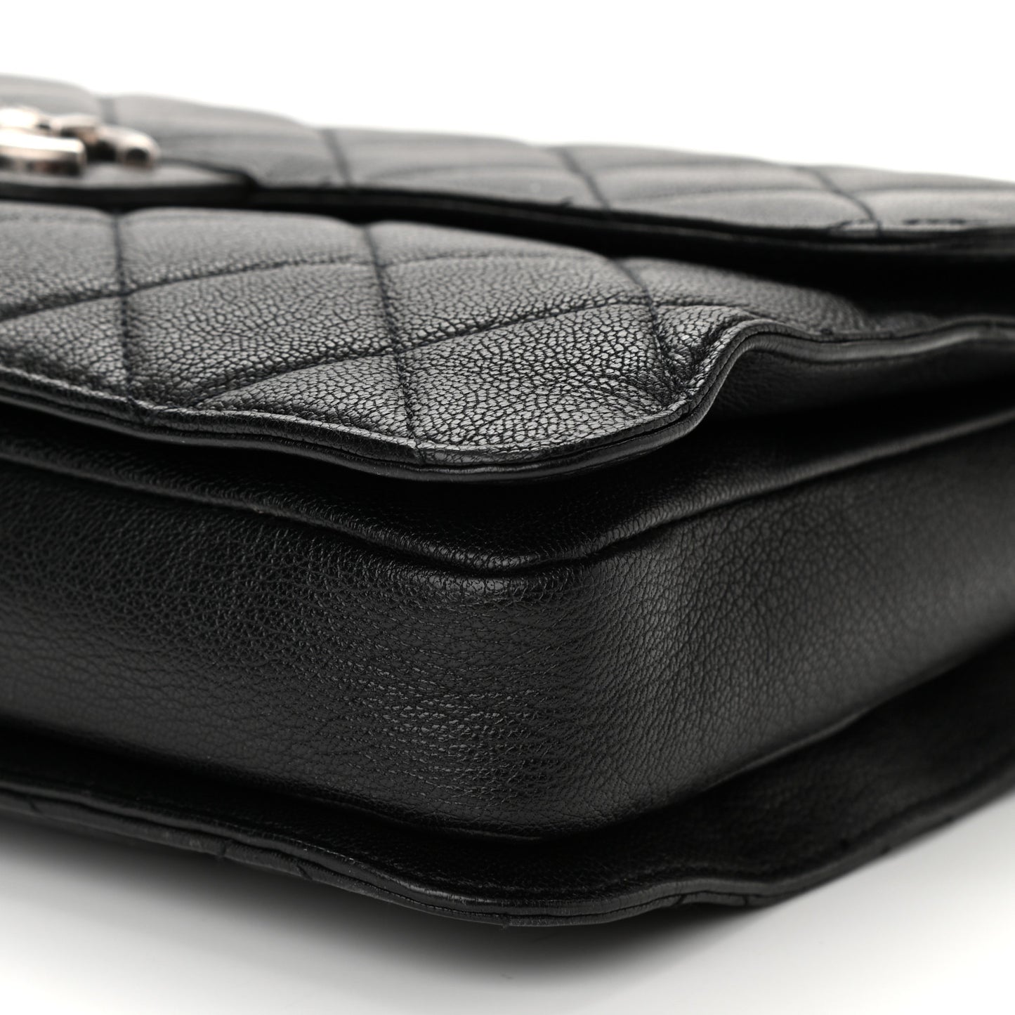 Goatskin Quilted Large Perfect Edge Flap Black