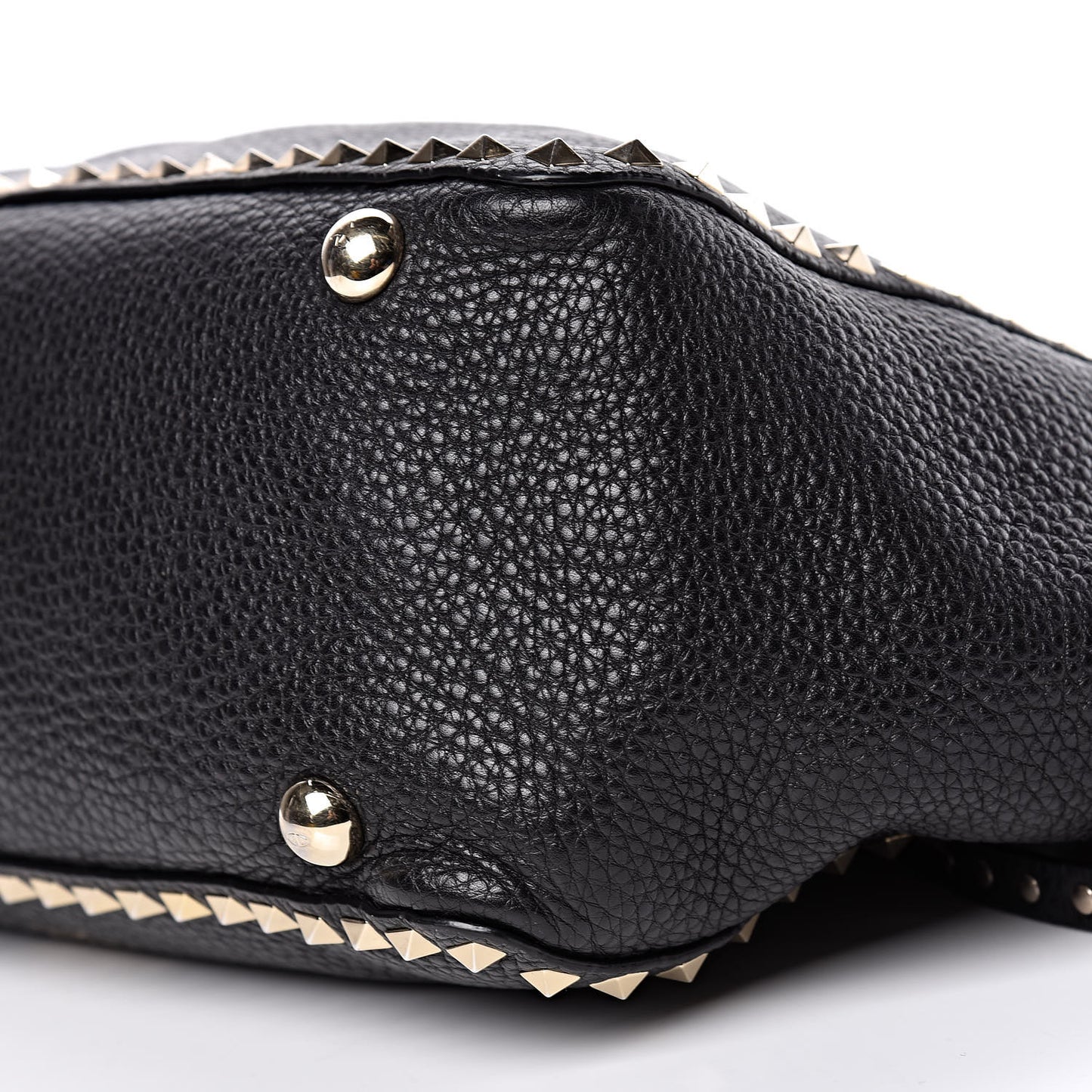 Pebbled Calfskin Medium Rockstud Tote Black