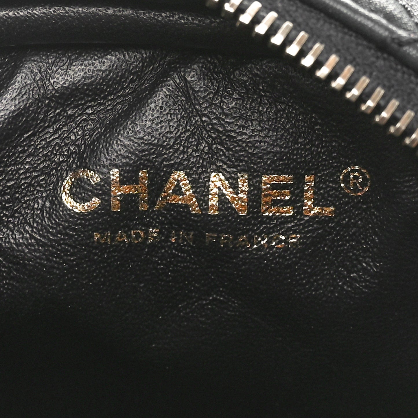 Nubuck Iridescent Calfskin Quilted Reissue Camera Case Black