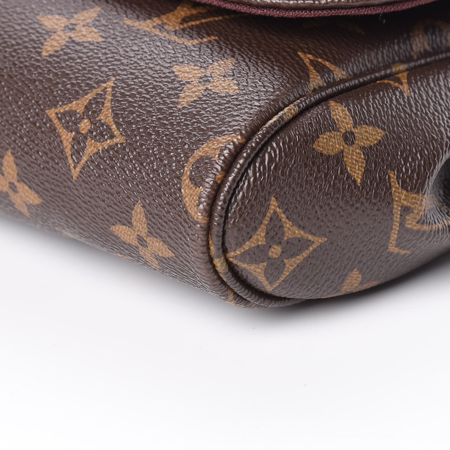 Louis Vuitton Monogram Favorite MM 9 of 9