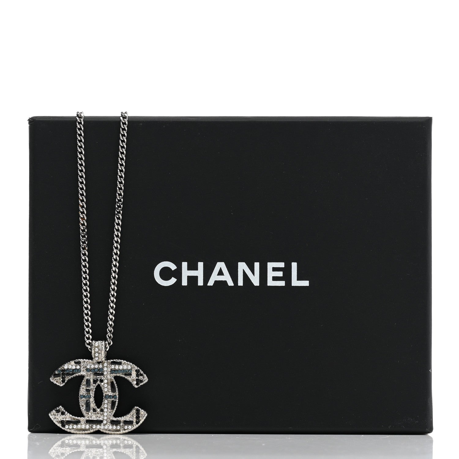 Chanel Crystal Pearl Tweed Effect CC Necklace Blue White 6 of 6