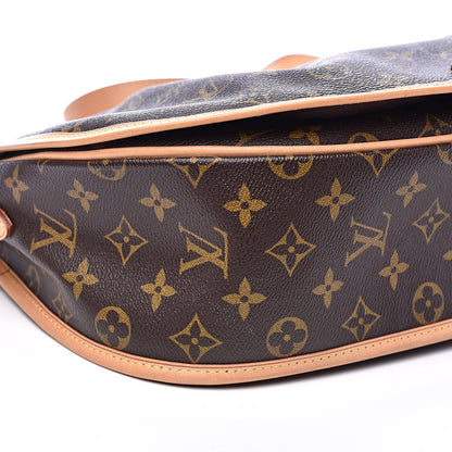 Louis Vuitton Monogram Menilmontant MM 9 of 12