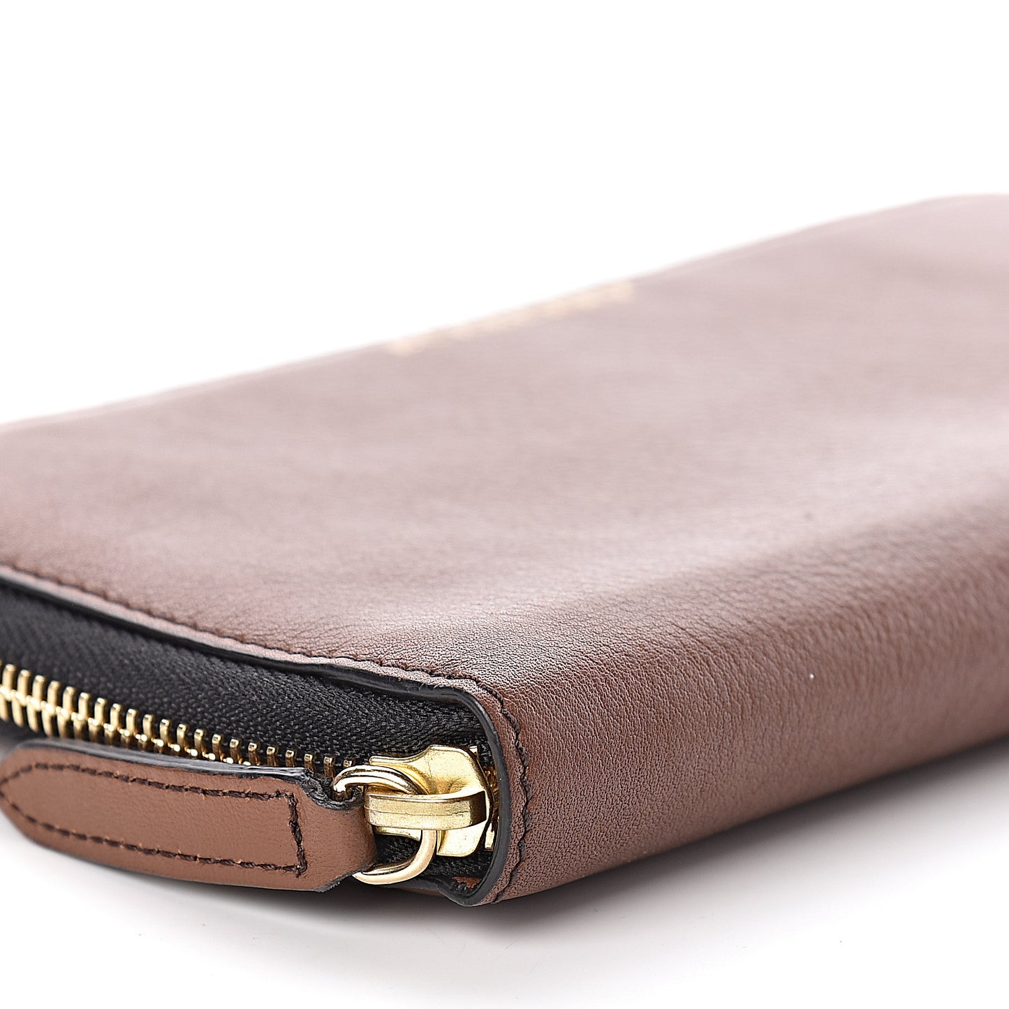 Signature Grain Calfskin Soft Renfrew Zip Around Wallet Tan