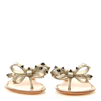Valentino Garavani PVC Jelly Glitter Rockstud Bow Thong Sandals 38 Oro 2 of 7