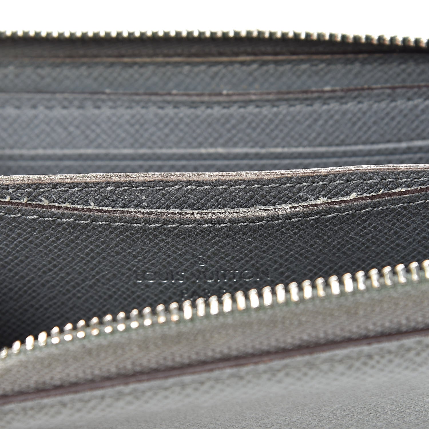 Louis Vuitton Taiga Zippy Coin Purse Vertical Glacier 11 of 20