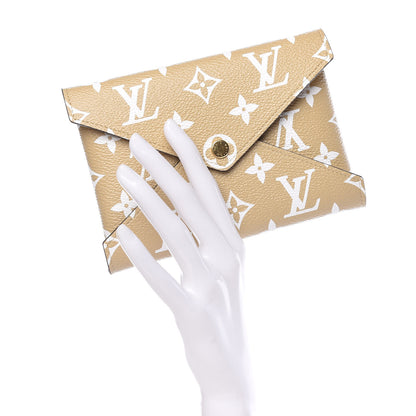 Louis Vuitton Monogram Giant Medium Kirigami Pochette Insert Beige 2 of 6