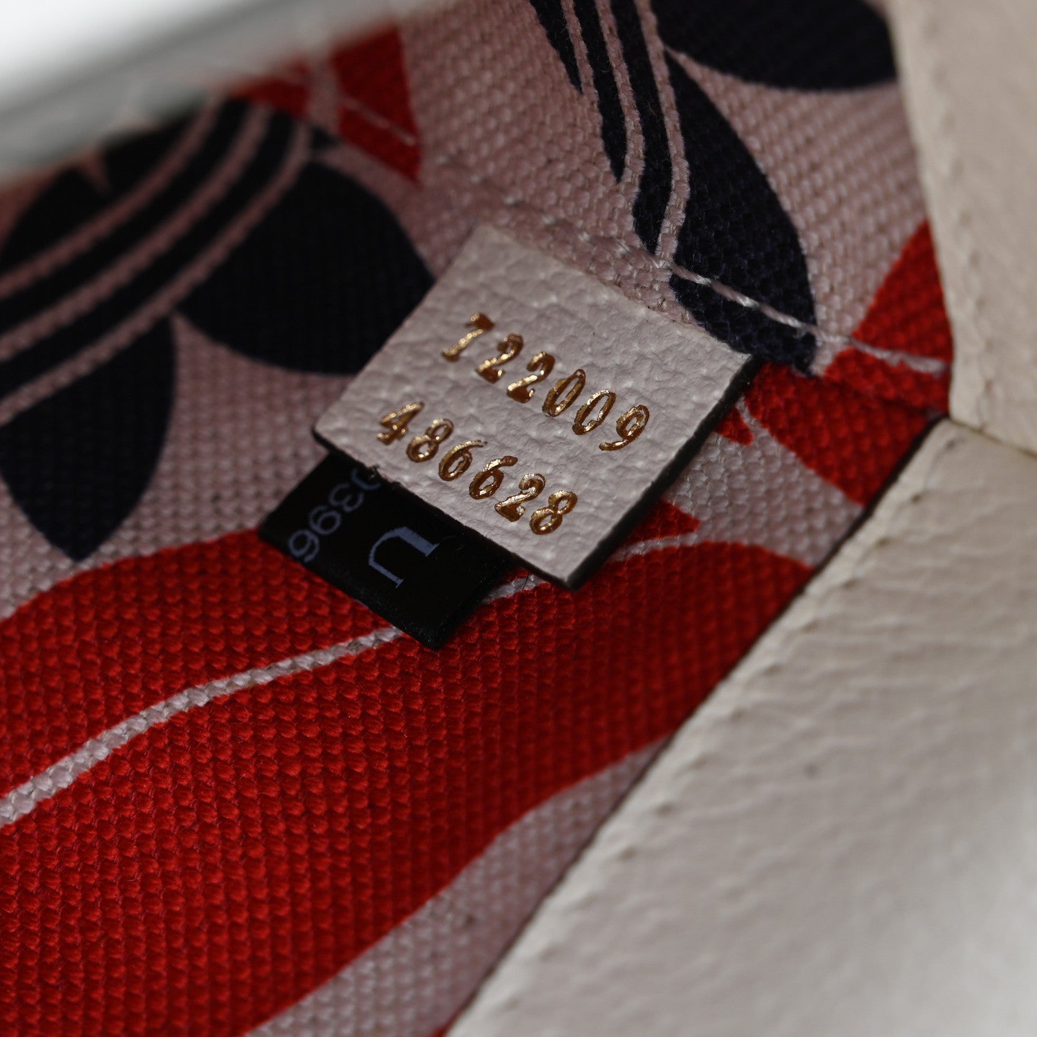 Gucci X ADIDAS Textured Dollar Calfskin Web Small Trefoil Horsebit 1955 Shoulder Bag White 7 of 10