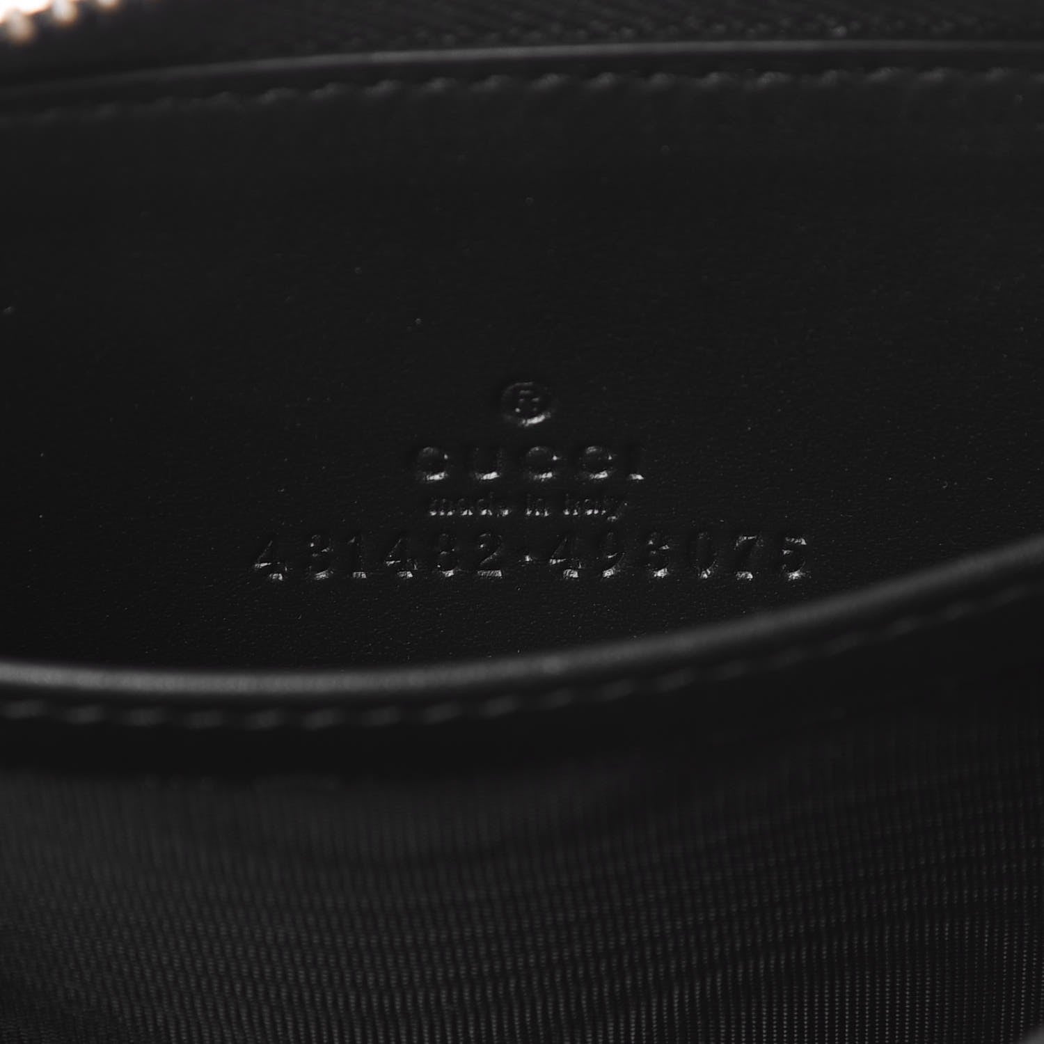 Gucci GG Supreme Monogram Pearl Zip Around Card Case Black 6 of 7