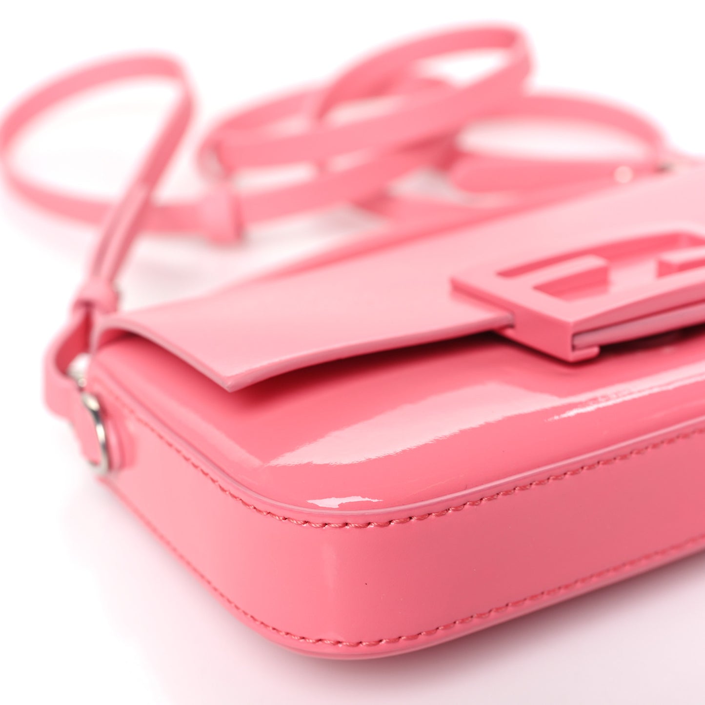Vitello Liberty Sfumato Phone Baguette Pink Dalia