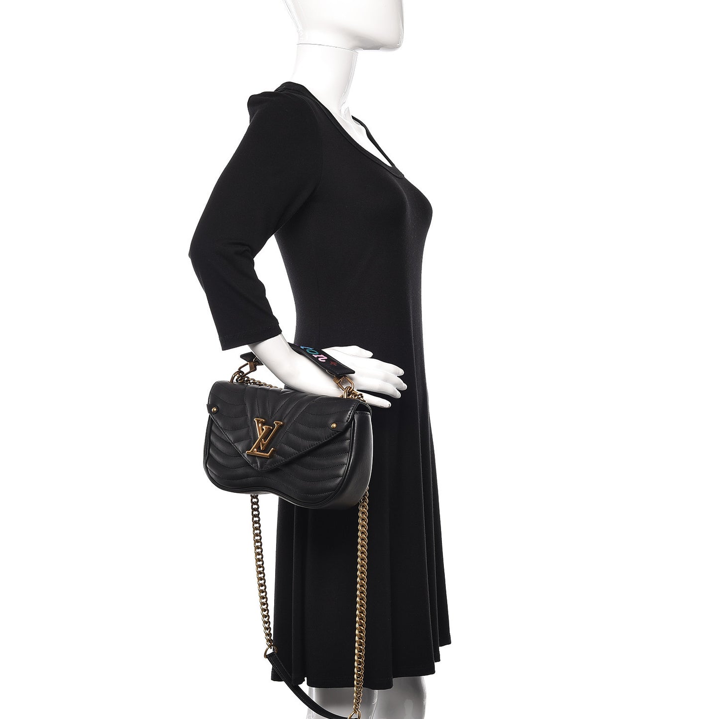 Calfskin New Wave Chain MM Black