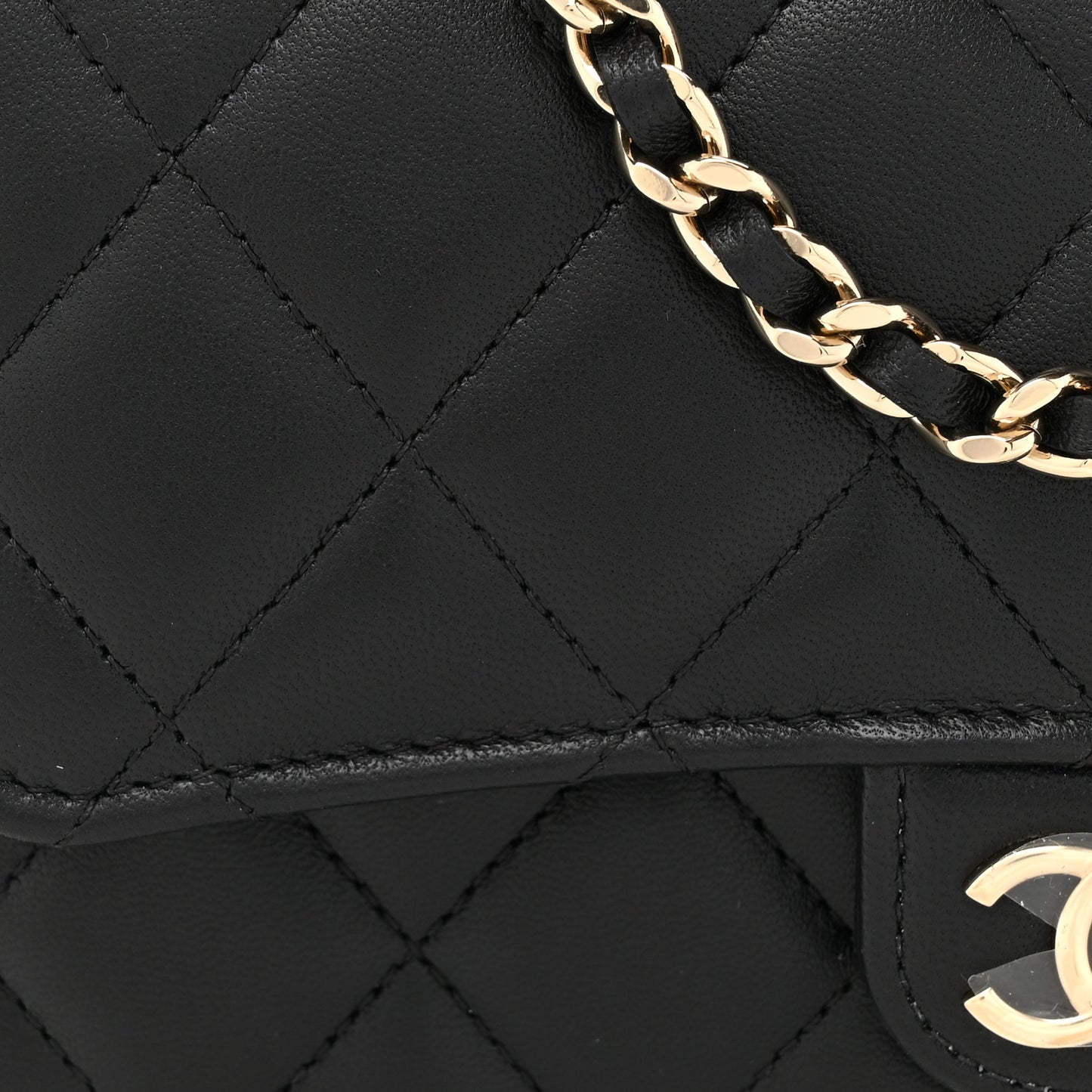 Lambskin Quilted Flap Phone Holder With Chain Black