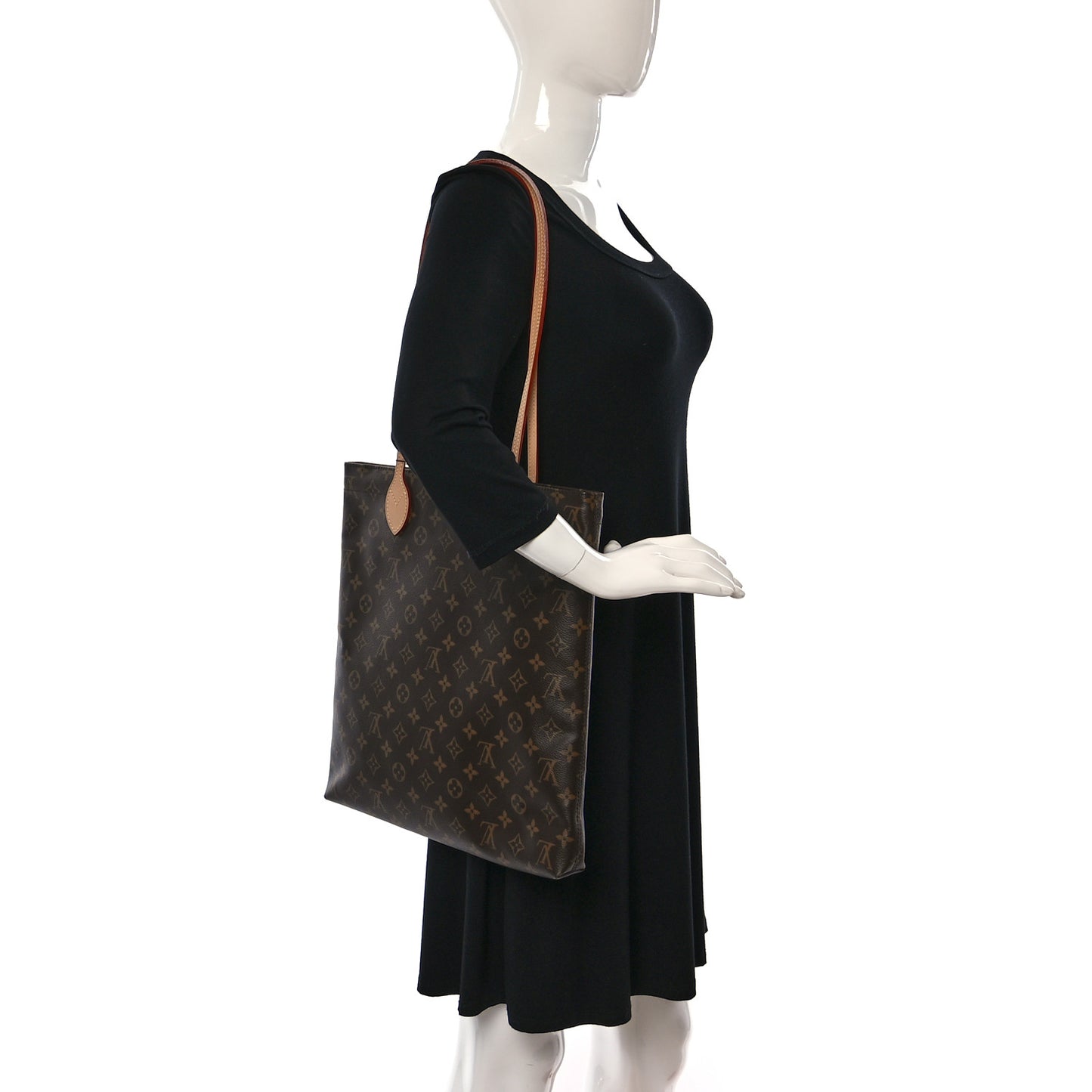 Monogram Carry It