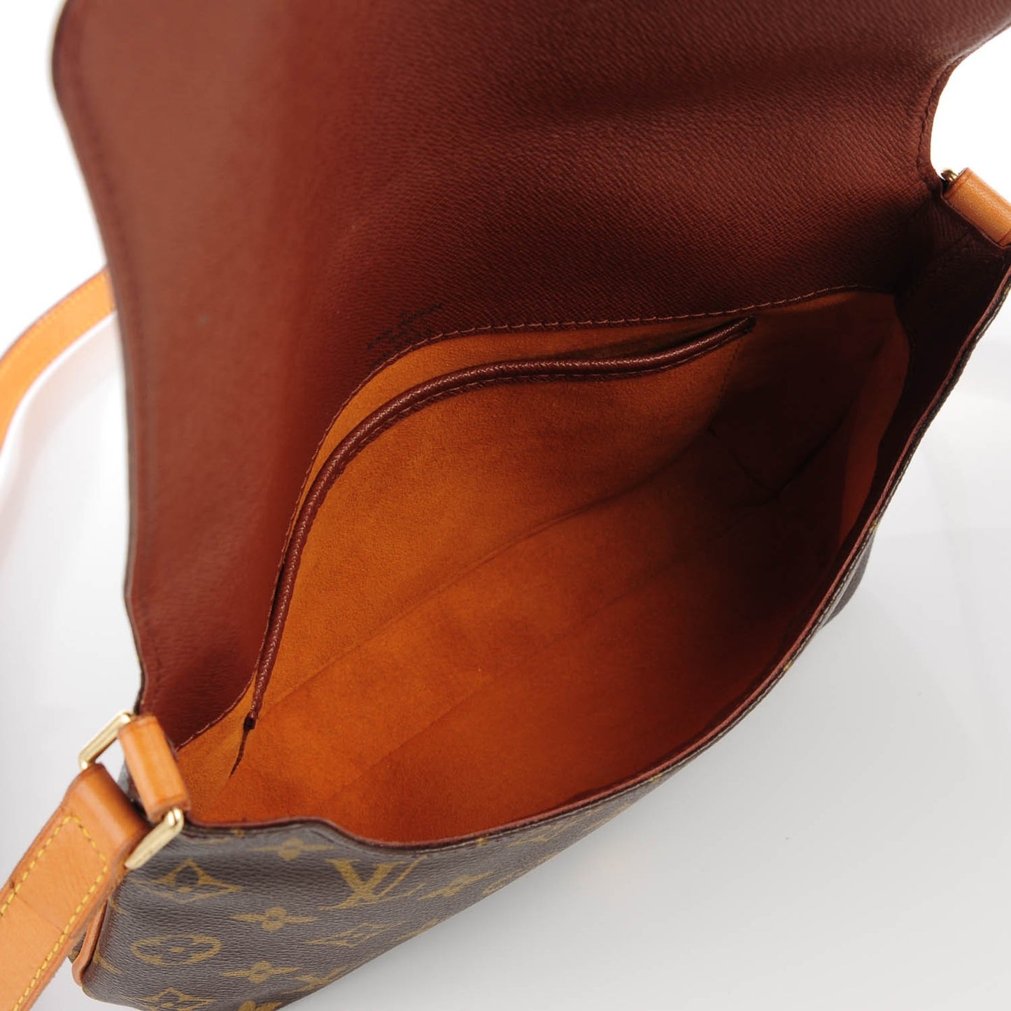 Monogram Musette Tango
