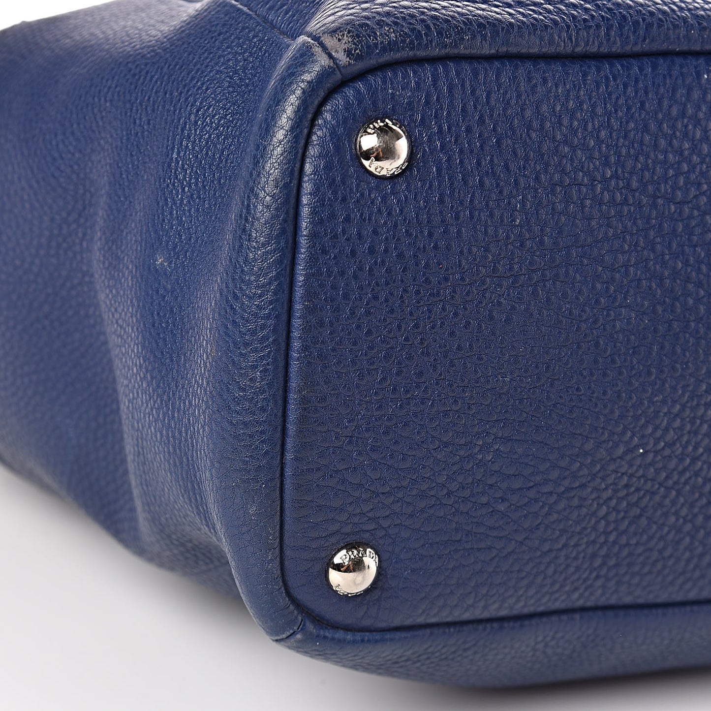Vitello Daino Side Pocket Tote Inchiostro