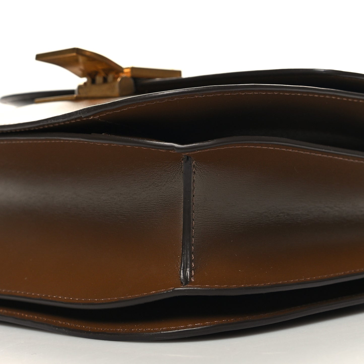 Box Calfskin Medium Classic Box Flap Bag Camel