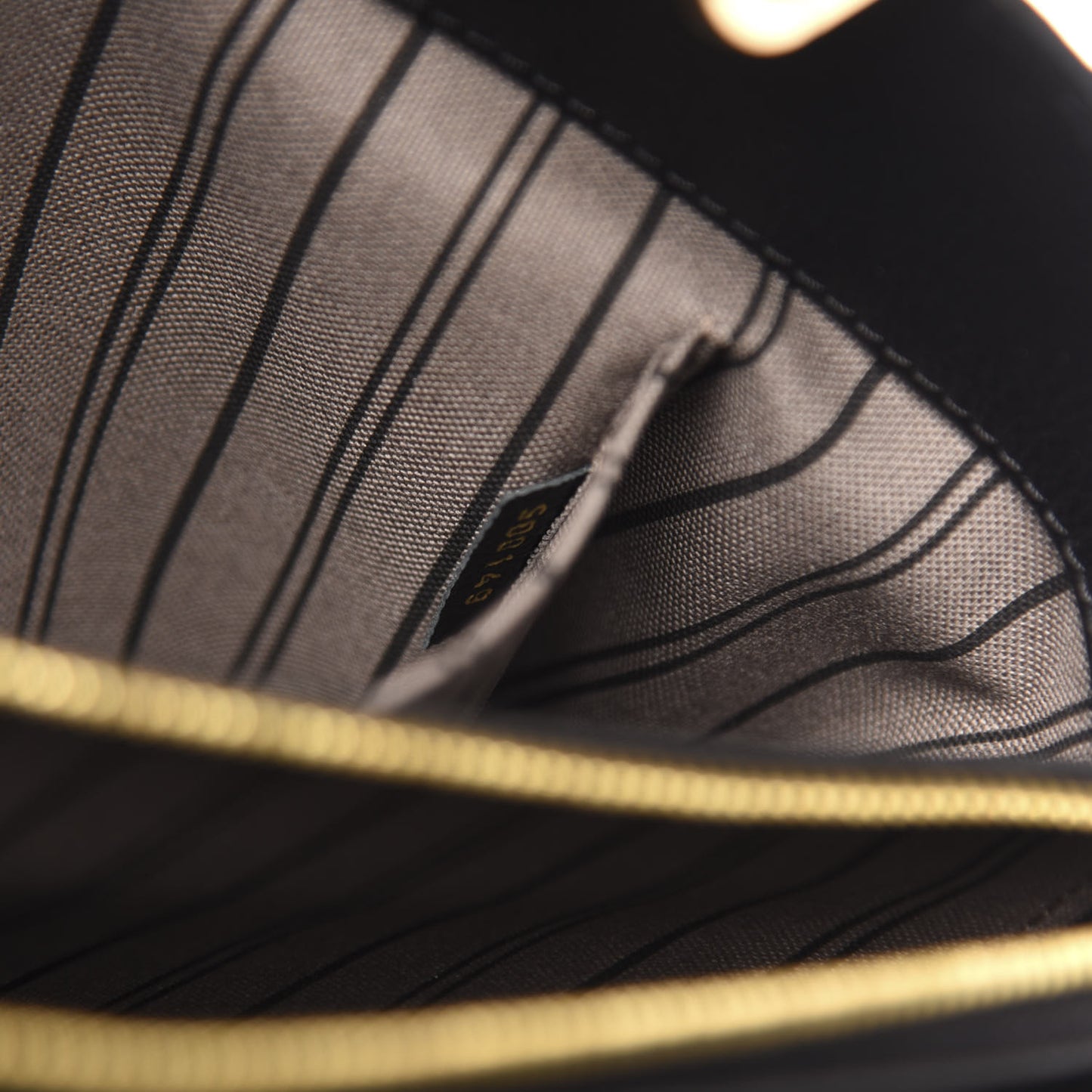 Empreinte Montaigne MM Black