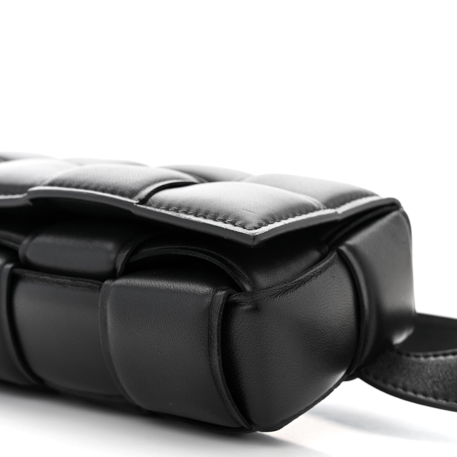 Bottega Veneta Nappa Maxi Intrecciato Padded The Belt Cassette Bag Black 10 of 10