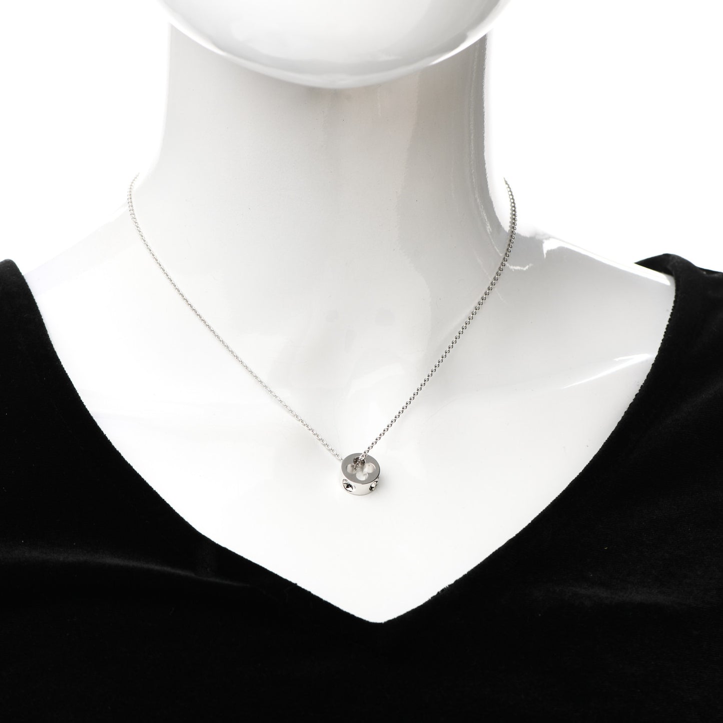 18K White Gold Empreinte Pendant Necklace
