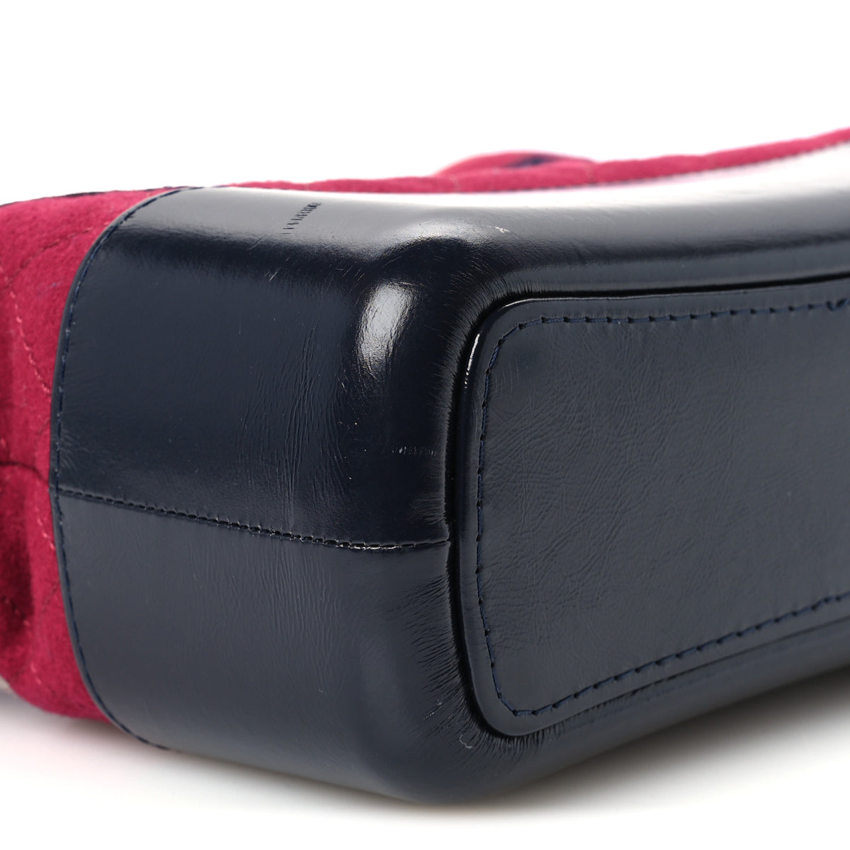 Wool Calfskin Quilted Medium Gabrielle Hobo Red