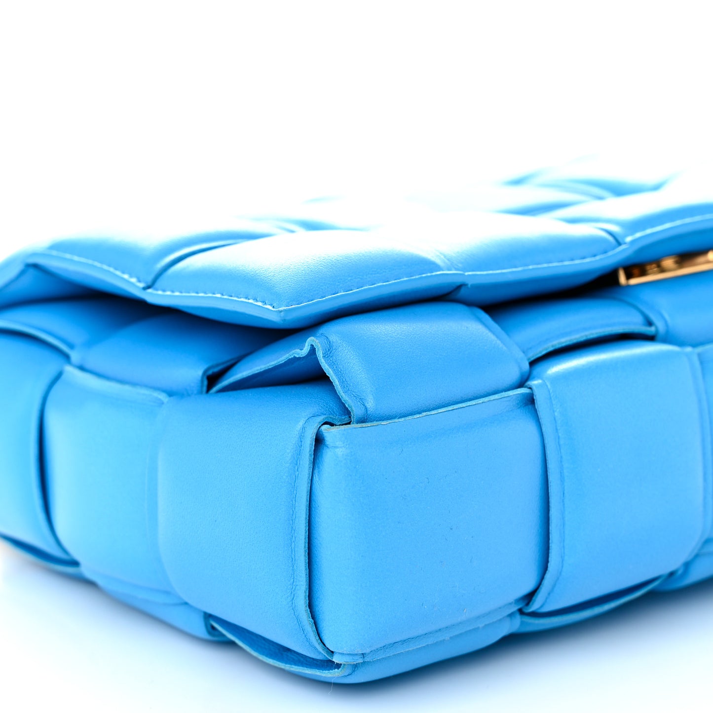 Lambskin Maxi Intrecciato Padded Chain Cassette Crossbody Bag Swimming Pool
