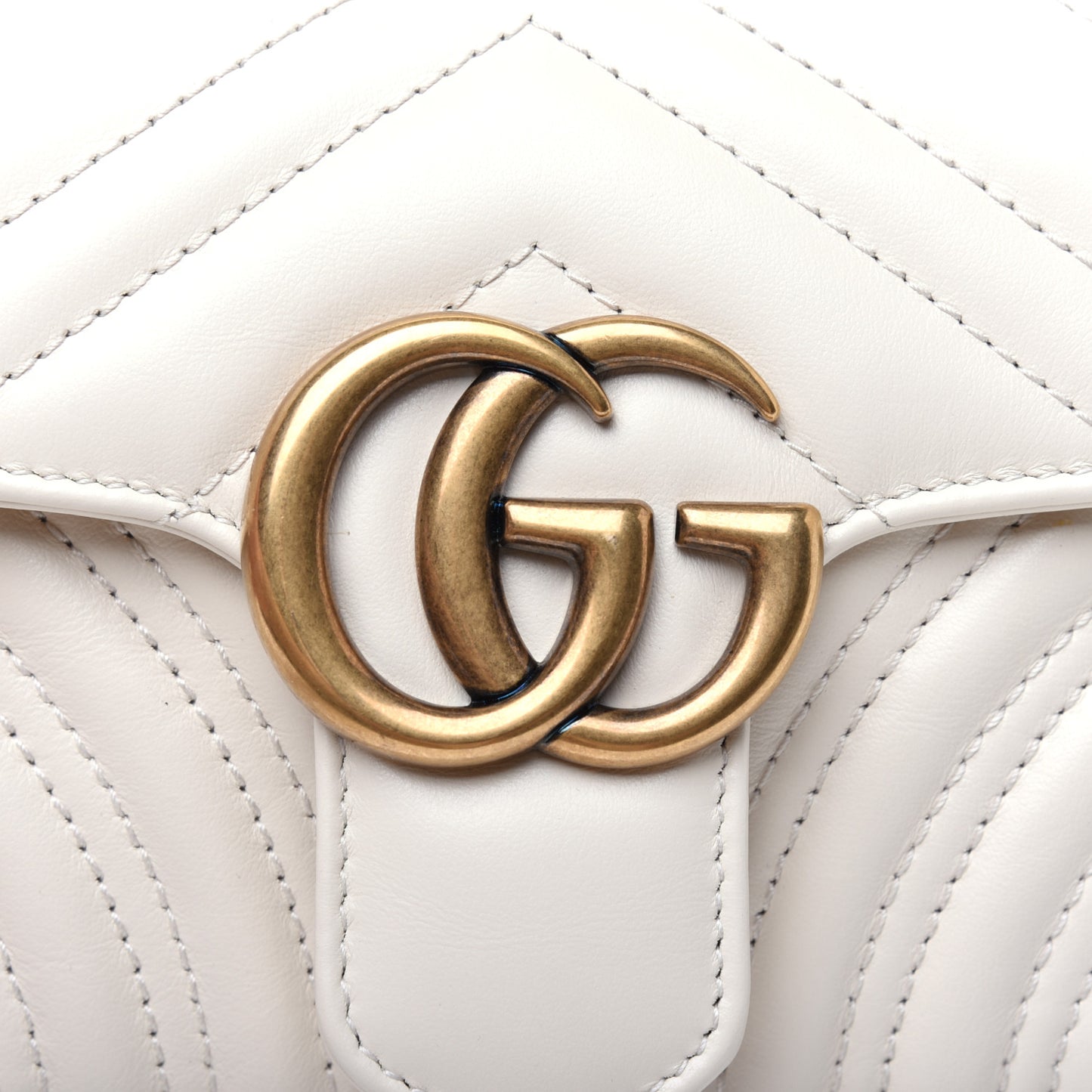 Calfskin Matelasse Mini GG Marmont Shoulder Bag White