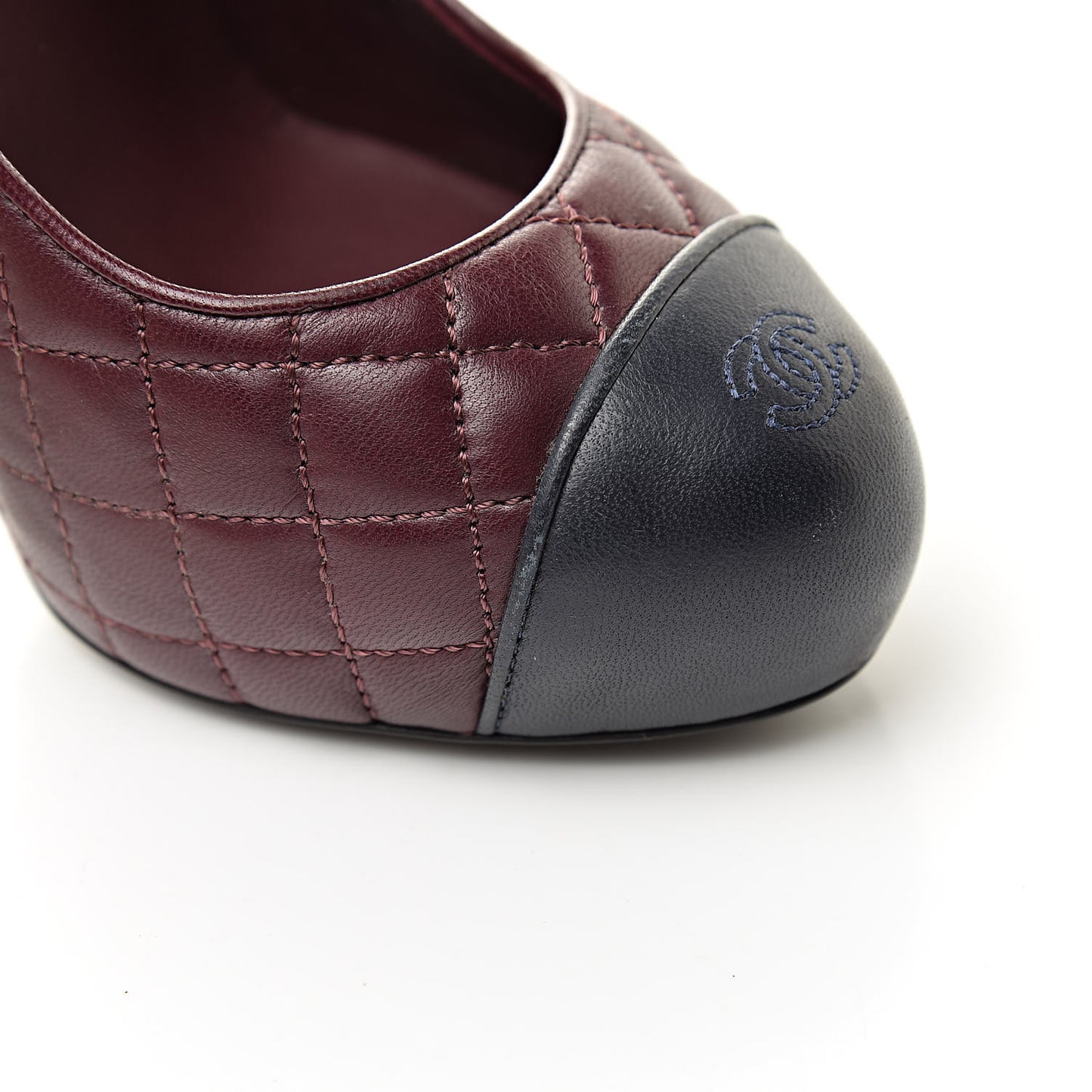 Lambskin Quilted CC Cap Toe Pumps 35 Burgundy