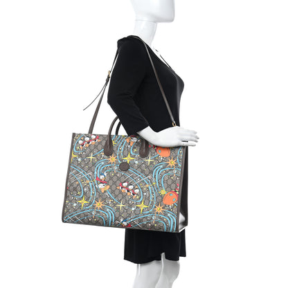 Gucci X DISNEY GG Supreme Monogram Donald Duck Retro Interlocking G Shopping Tote Beige Multicolor New Acero 2 of 11