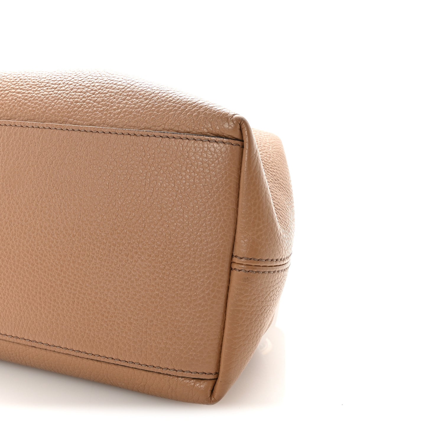 Pebbled Calfskin Medium Soho Chain Shoulder Bag Camelia