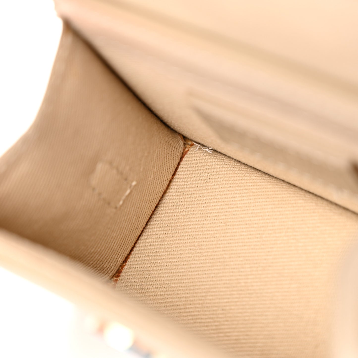 Calfskin Le Chiquito Whipstitch Beige