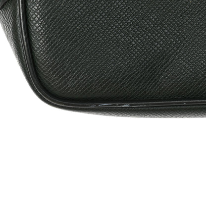 Louis Vuitton Taiga Kaluga Toiletry Pouch Epicea 14 of 17