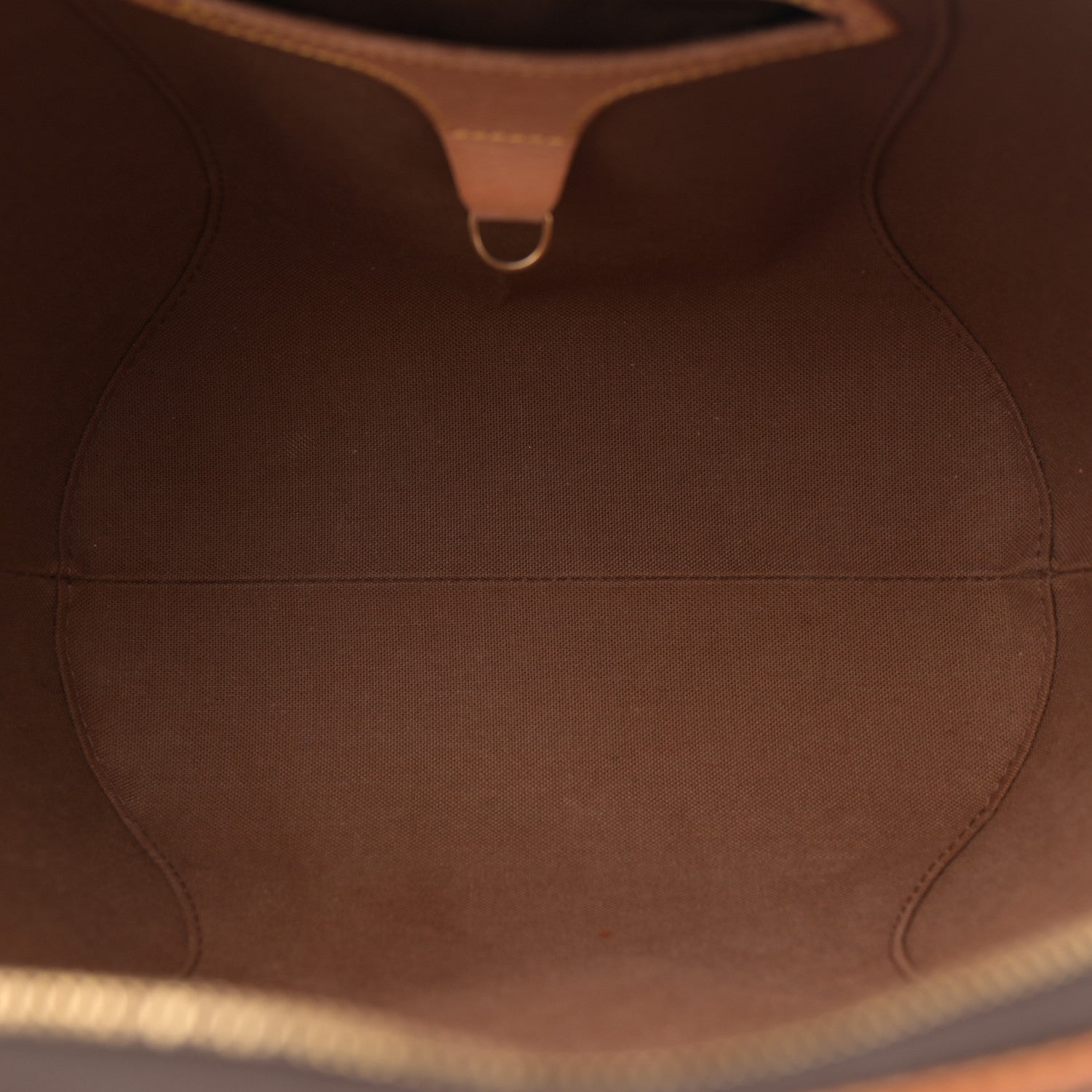 Louis Vuitton Monogram Ellipse MM 5 of 15