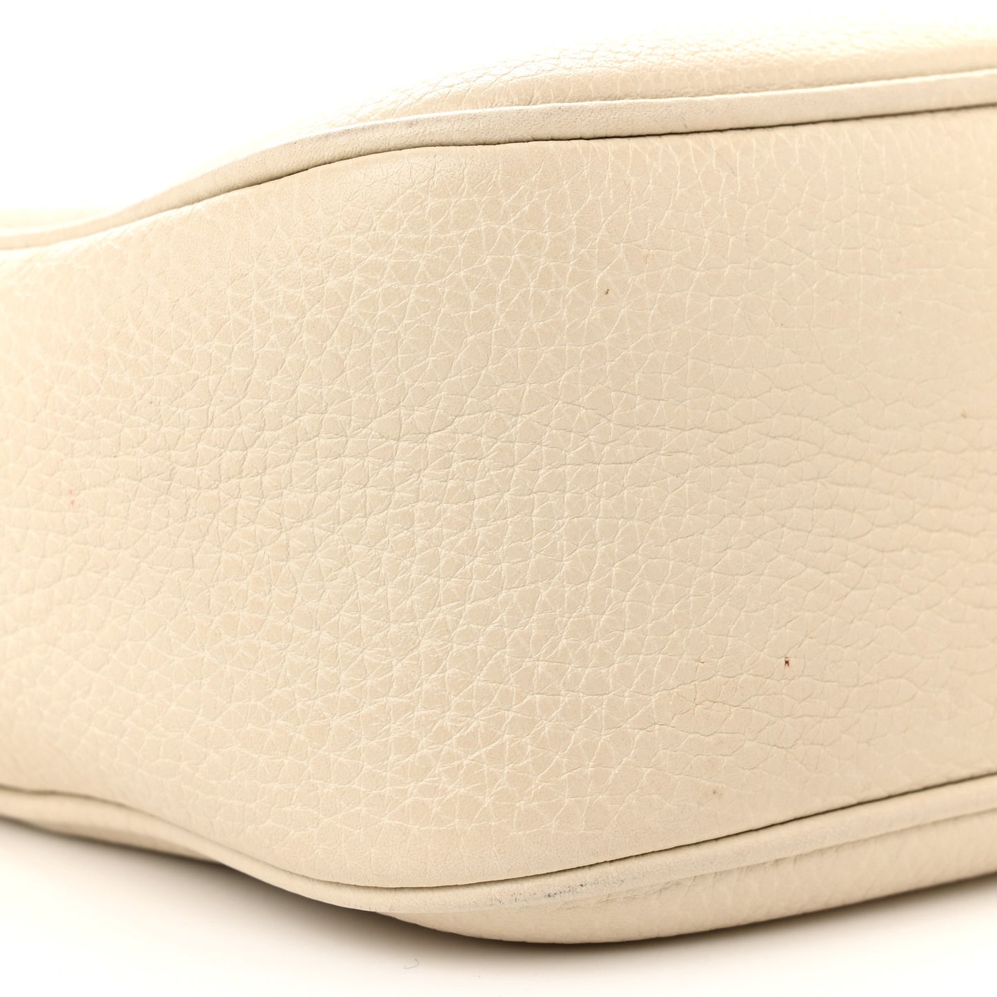 Pebbled Calfskin Small Soho Disco Bag Off White