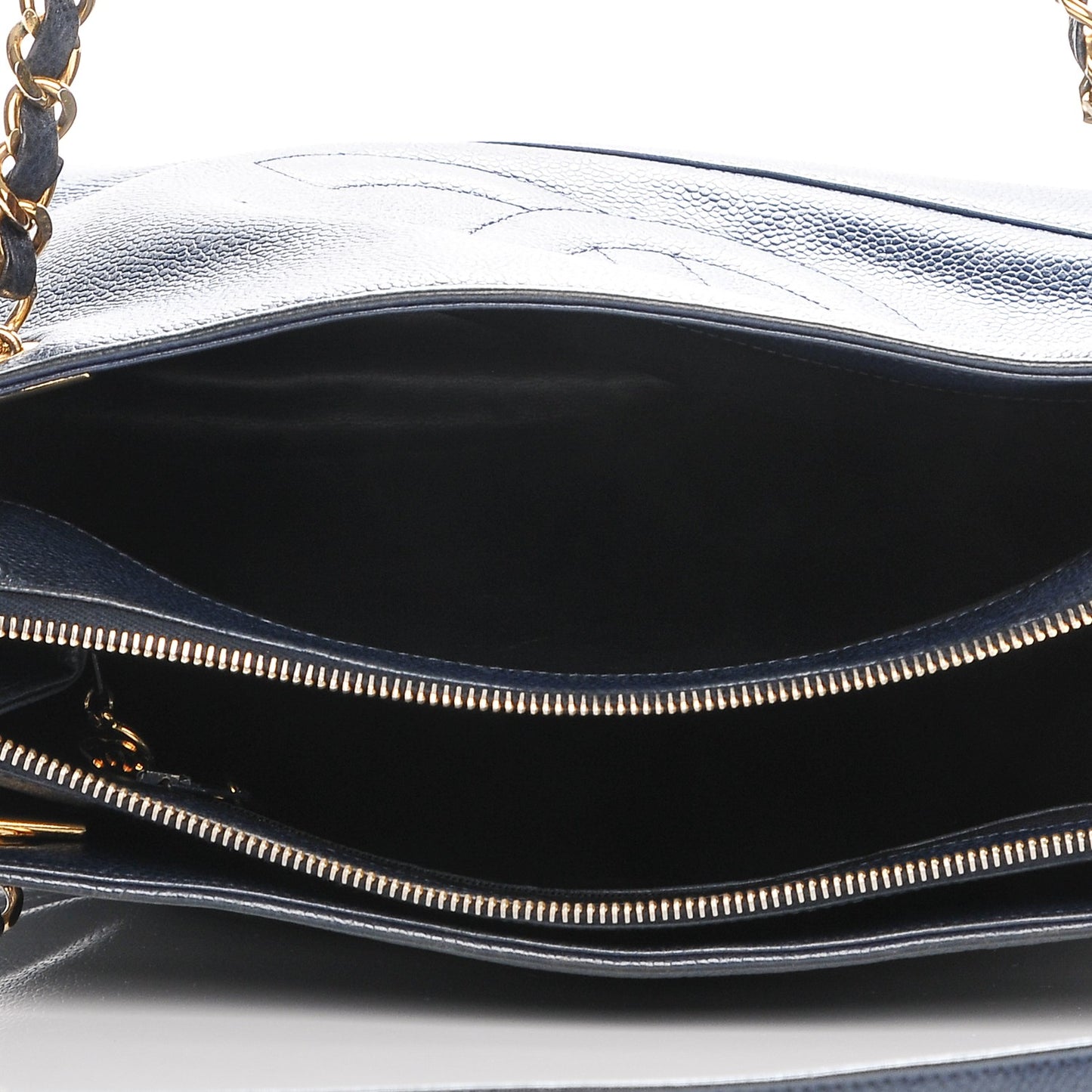 Caviar CC Shoulder Bag Navy